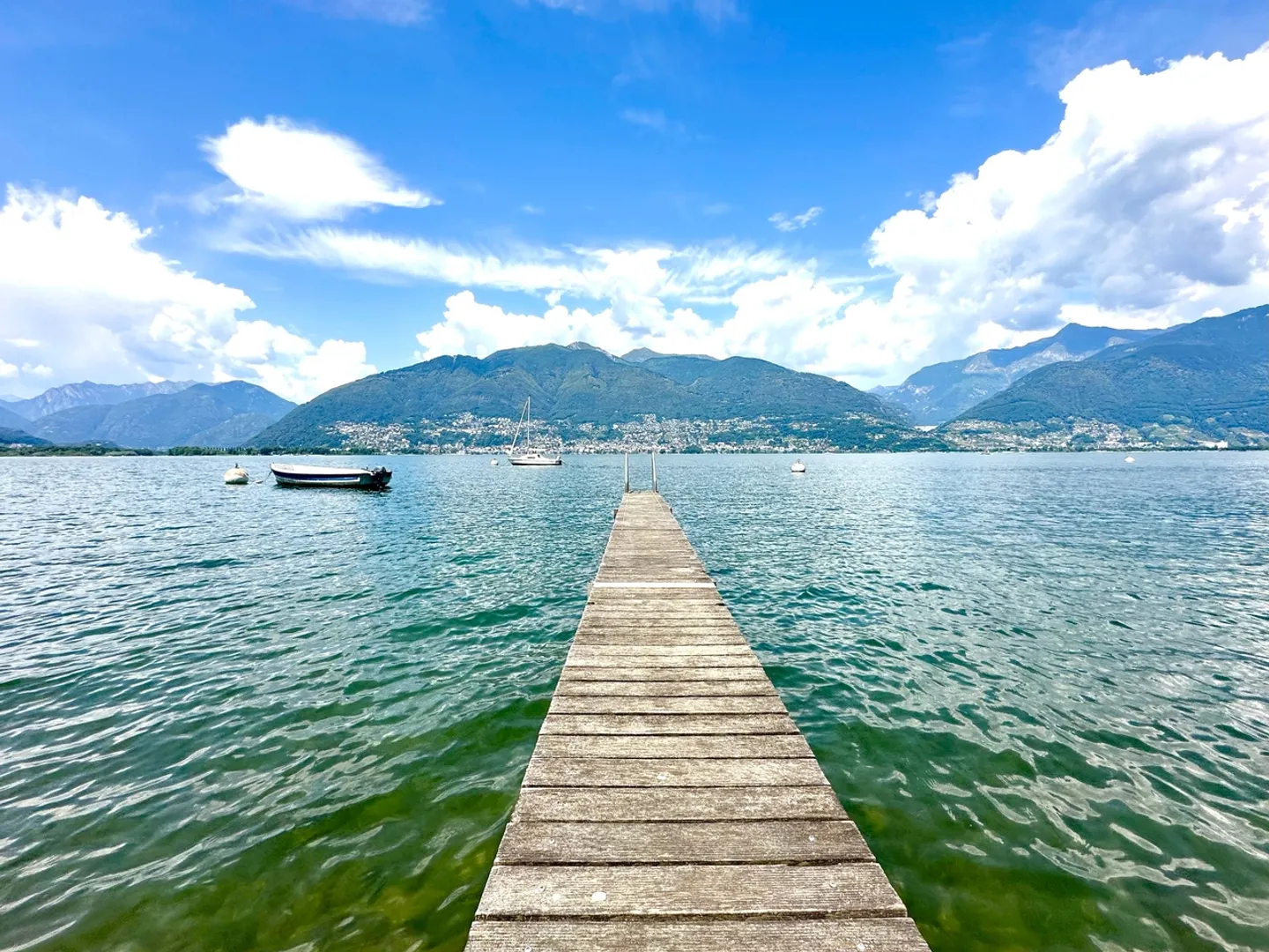 Piccola gemma con vista lago e spiagetta a Gambarogno, TI - Foto 9 di 10