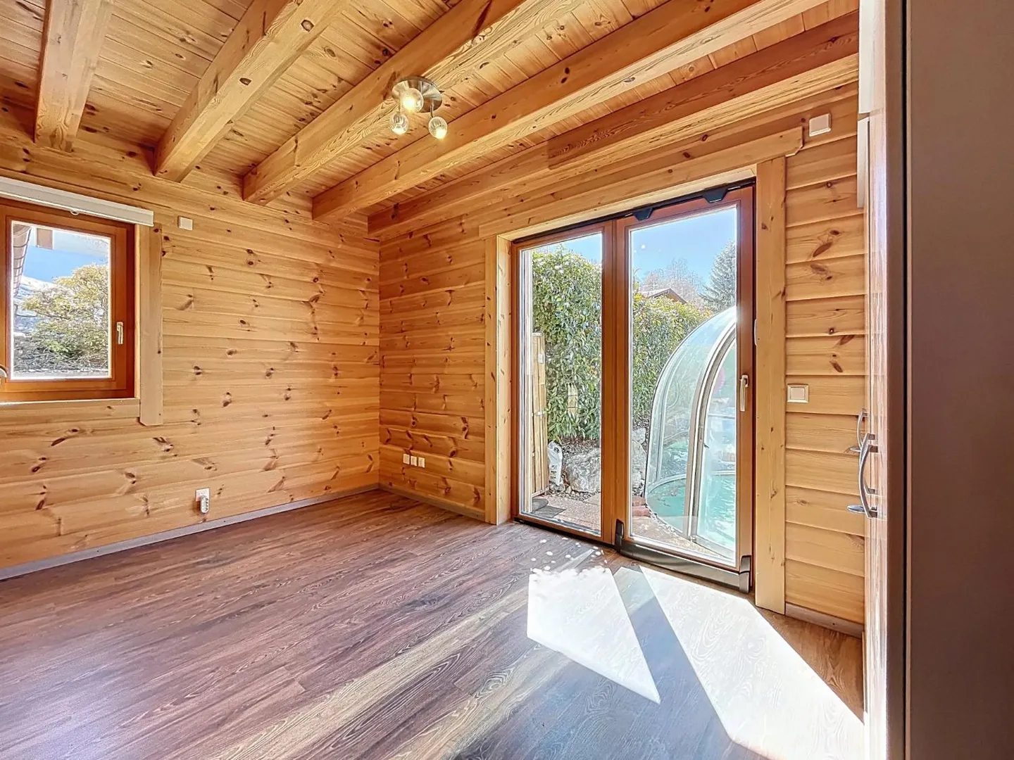 Chalet moderne avec vue imprenable sur les Alpes - Photo 7 sur 13