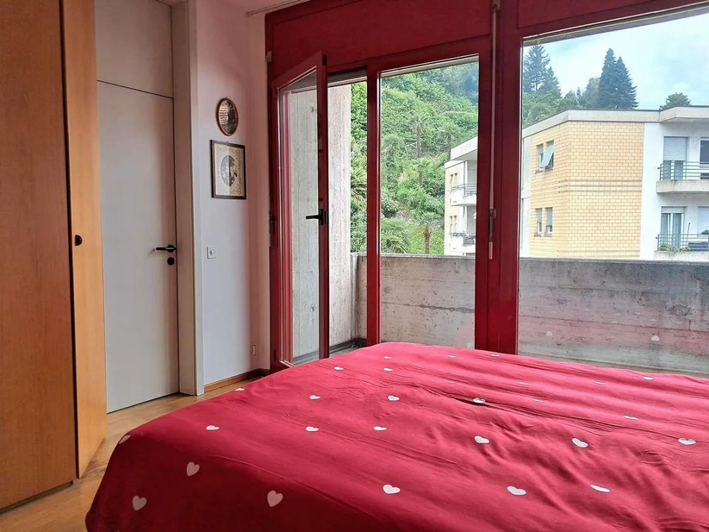 Lugano center: spacious 4.5 rooms with lake view - Photo 4 of 12