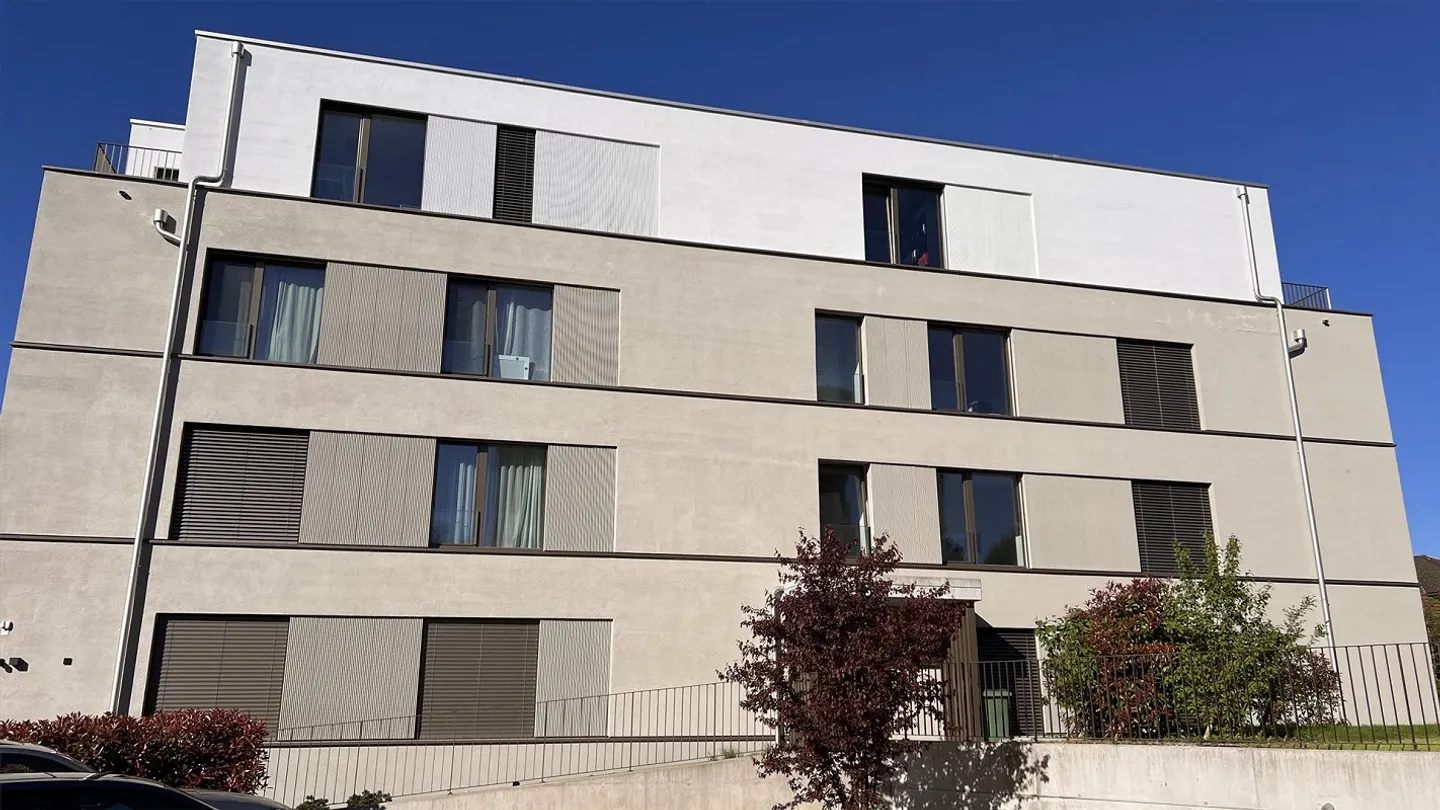 Appartement moderne de 3,5 pièces au cœur du quartier Sticker de Flawil - Photo 1 sur 11