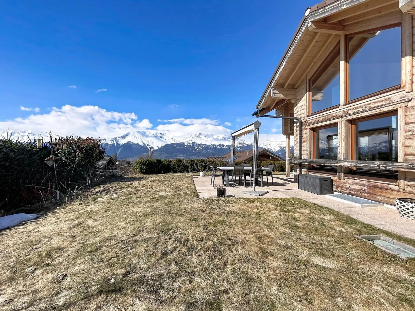 Chalet moderne avec vue imprenable sur les Alpes - Photo 13 sur 13