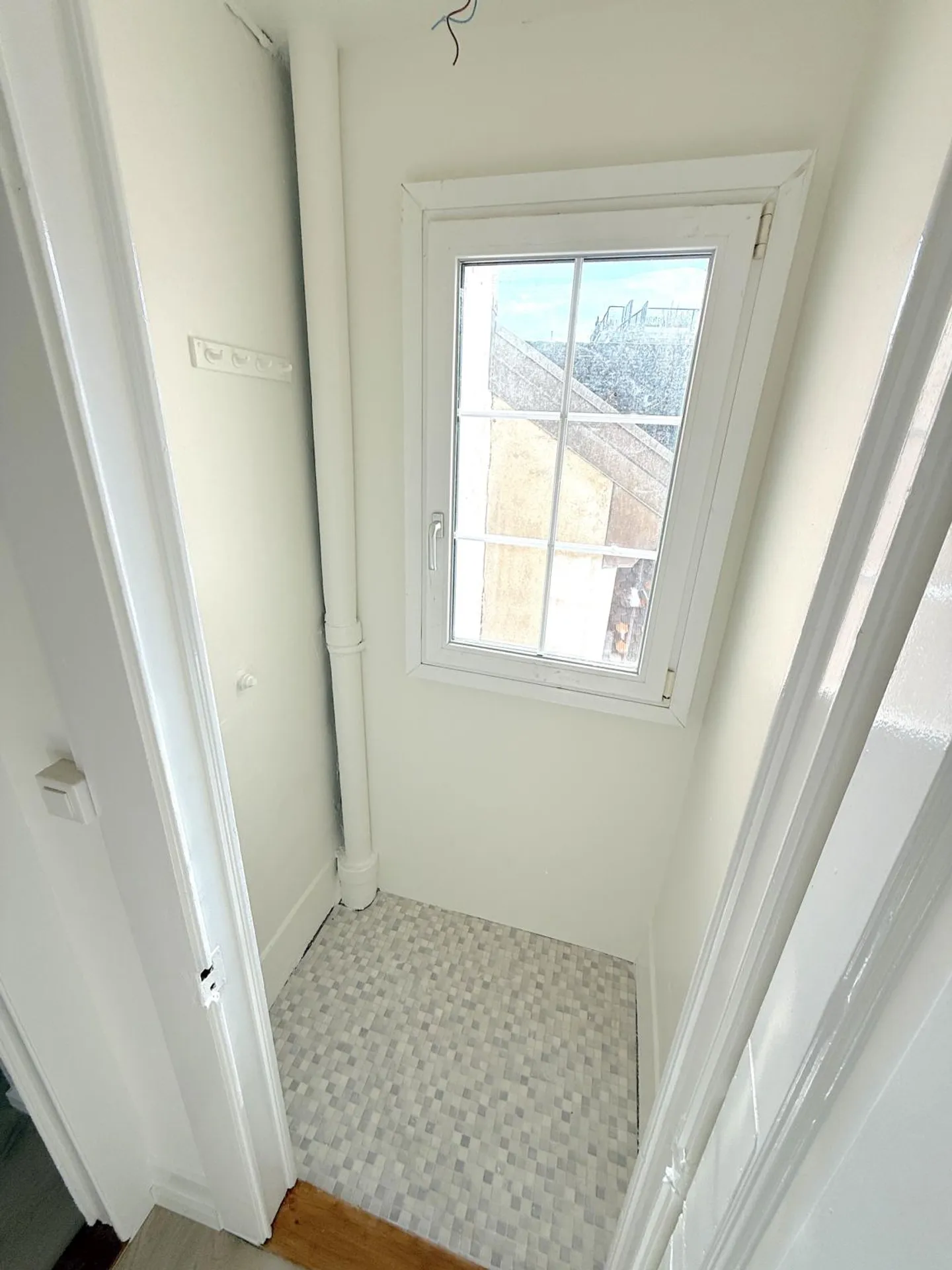 Charming Apartment in Lausanne - Photo 8 of 8