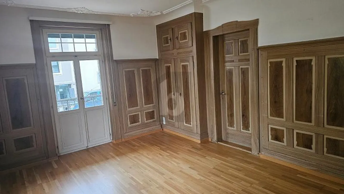 HERRSCHAFTSHAUS MIT AUSBAUPOTENTIAL AN TOP LAGE - Photo 5 of 6