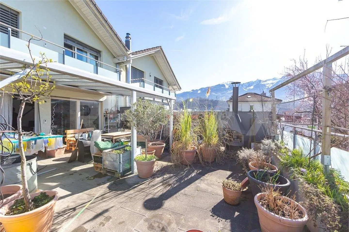 Proprietà residenziale e commerciale - Foto 1 di 13