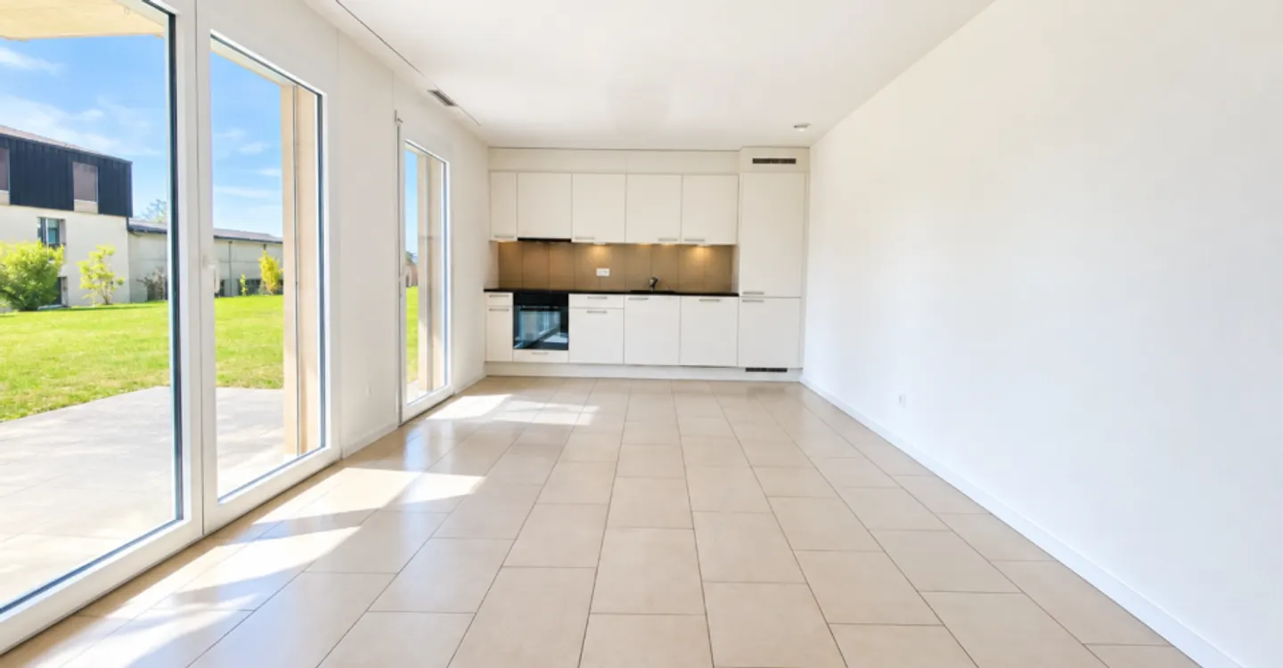 3.0 ZIMMER MIT TERRASSE IN CERNIER - EINE ANGENEHME LEBENSUMGEBUNG IN EINER GENOSSENSCHAFT - Foto 1 von 4