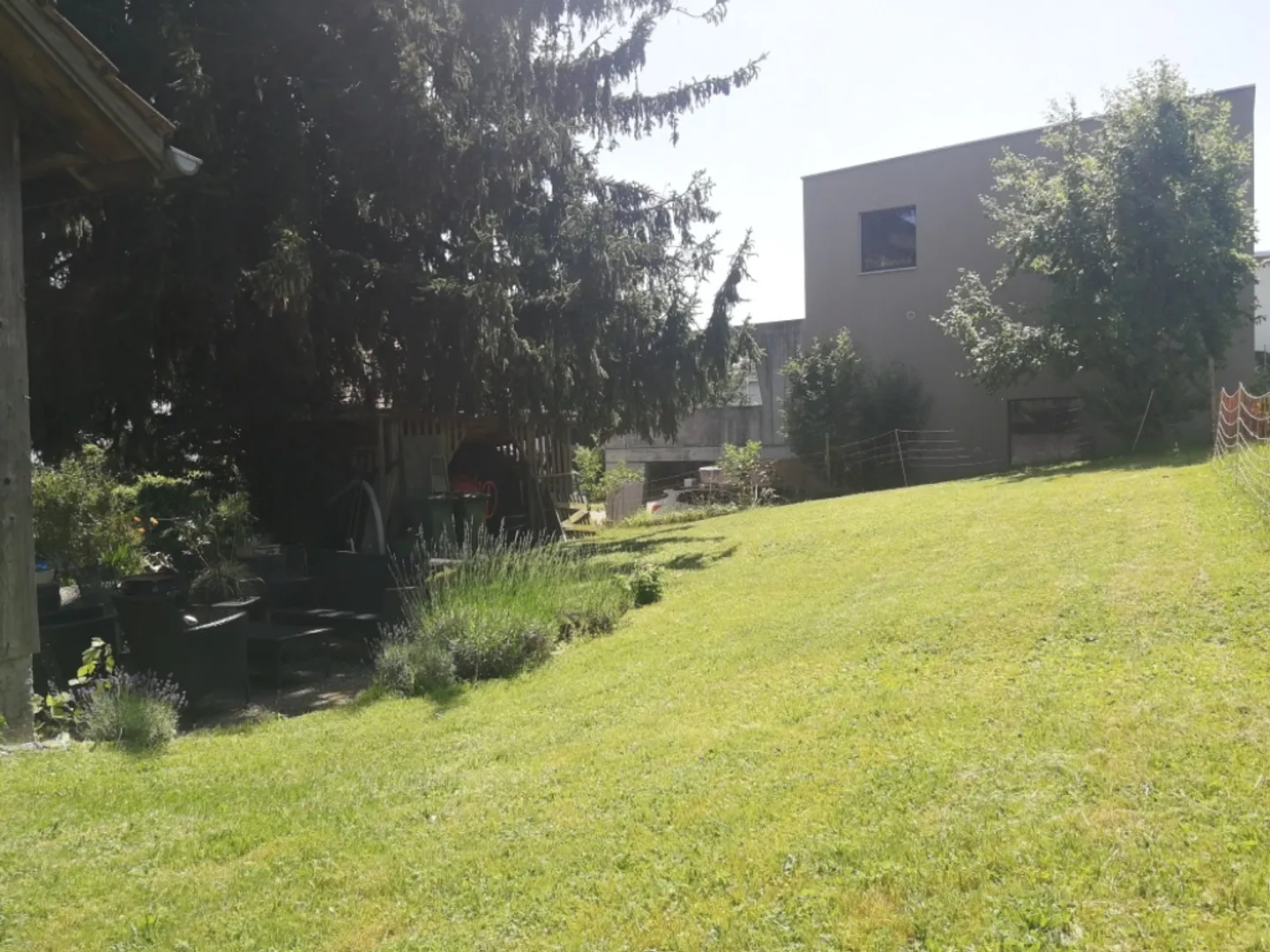 Old 4 1/2 Room Wooden House - Photo 13 of 14