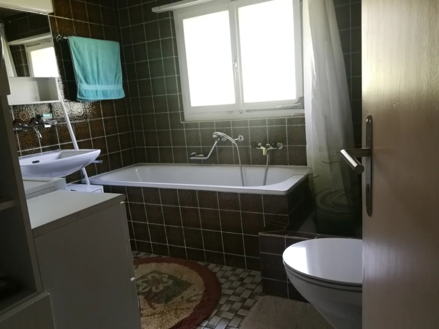 Old 4 1/2 Room Wooden House - Photo 6 of 14