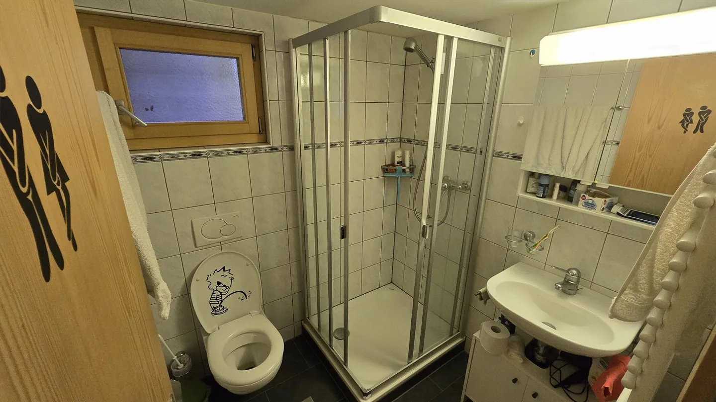 Geräumiges Familienhaus mit Pool - Foto 22 von 26