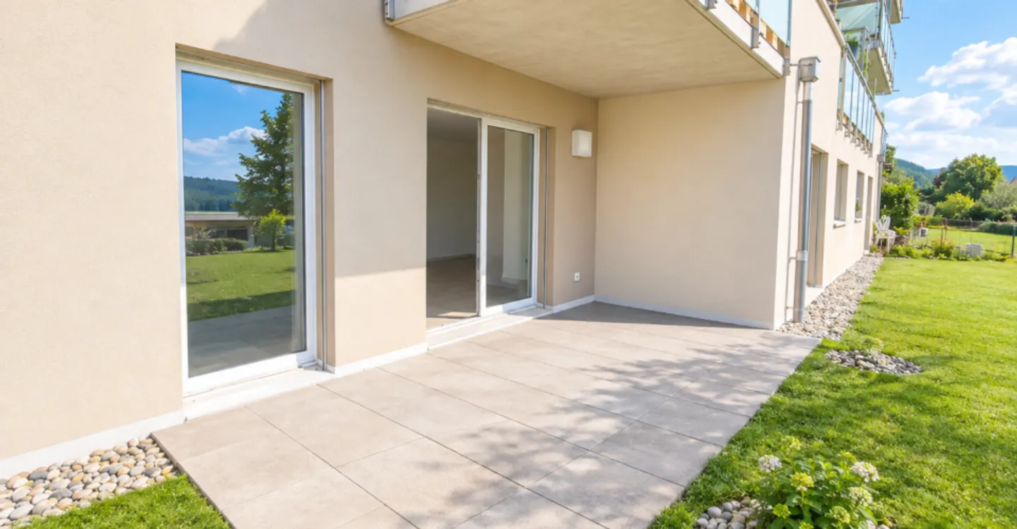 3.0 ZIMMER MIT TERRASSE IN CERNIER - EINE ANGENEHME LEBENSUMGEBUNG IN EINER GENOSSENSCHAFT - Foto 2 von 4