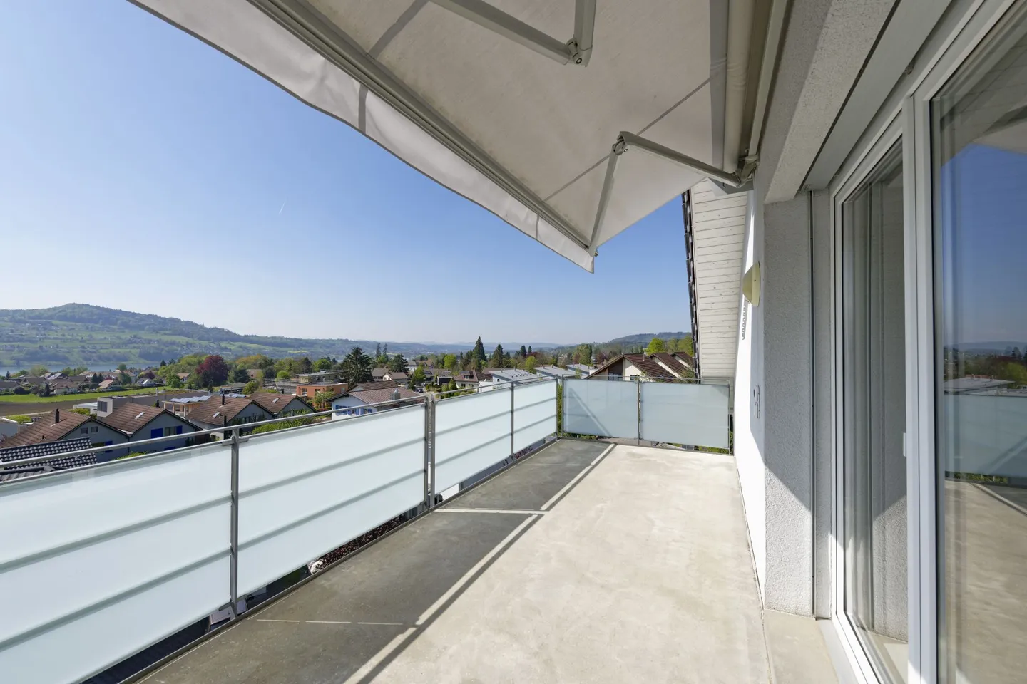 Attraktive Wohnung mit See- und Weitblick im wunderbaren Meisterschwanden - Photo 6 sur 15