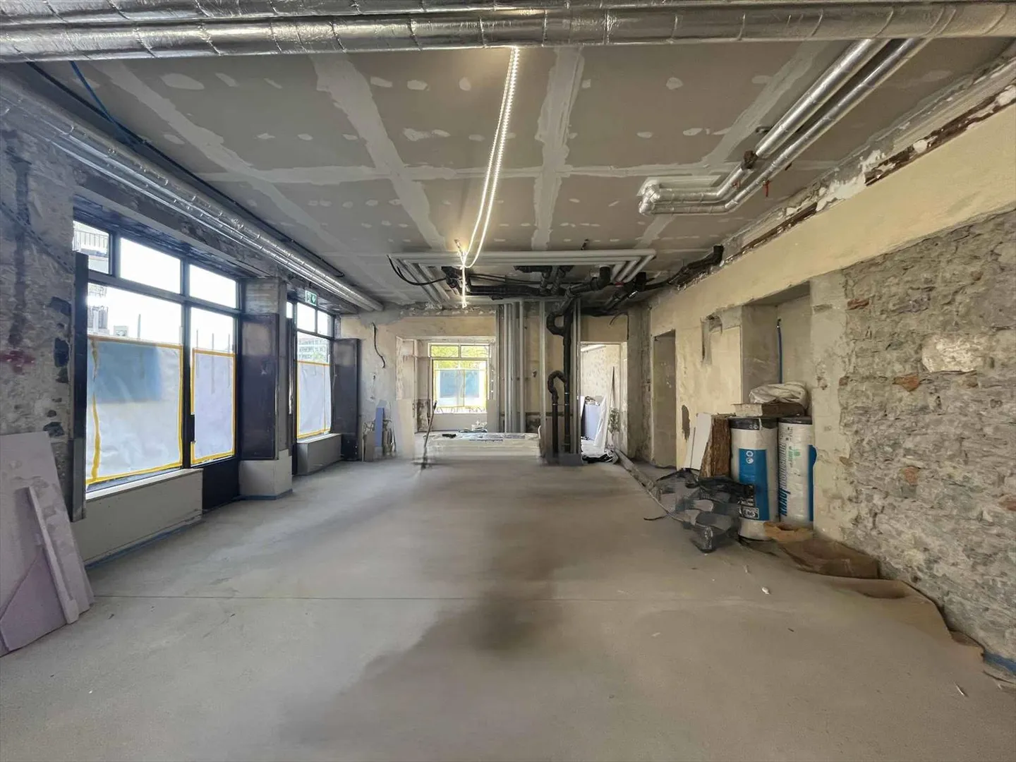 Seltene Gelegenheit - Ideale Arcade für Brauerei oder Restaurant mit Konzept - Foto 3 von 7