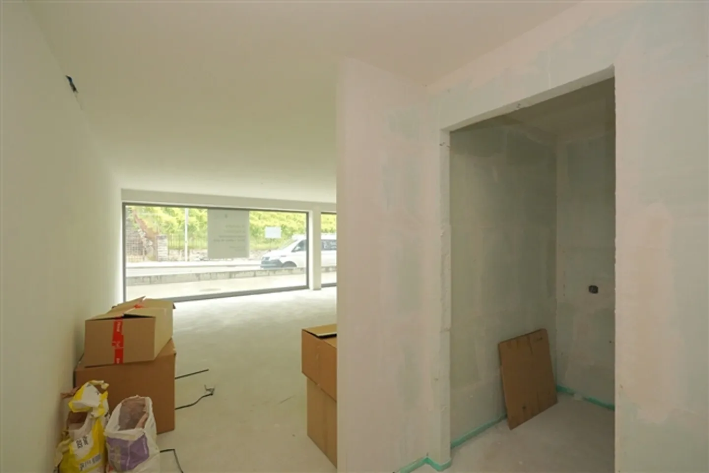 «BRUTTOHANDEL 
IN SIERRE» - Foto 4 von 7