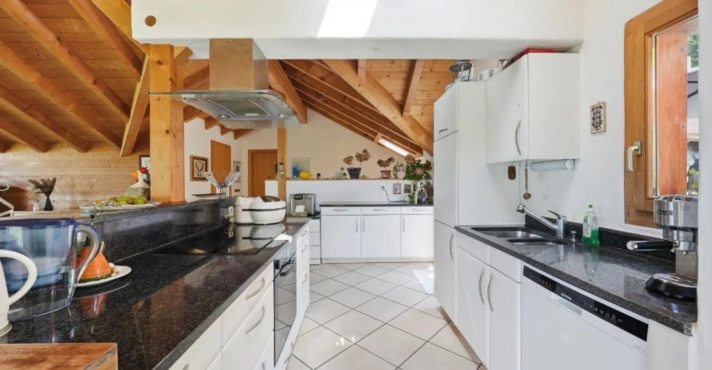 15 minutes from Monthey - Magnificent individual villa - Photo 3 of 9