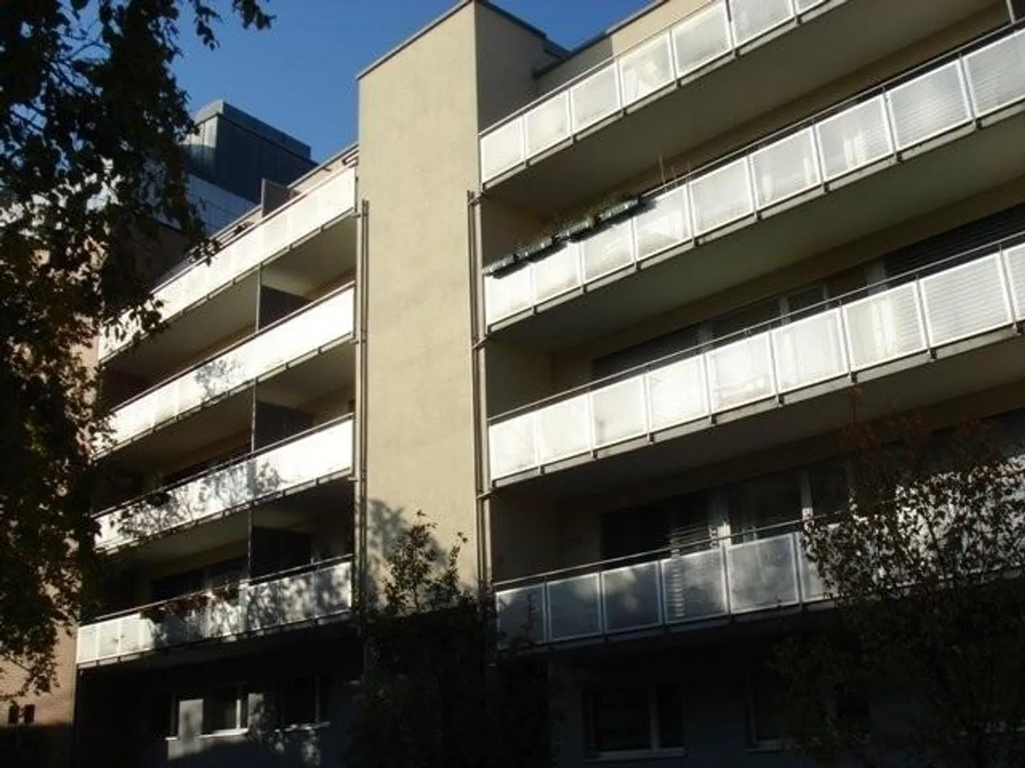 Charmante Wohnung in Zürich-Oerlikon - Foto 2 von 4