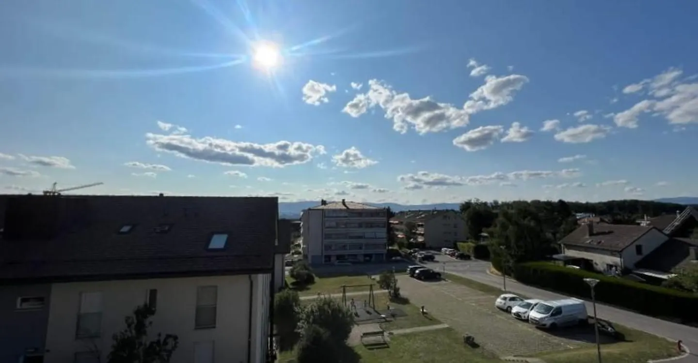 Romanel-sur-Lausanne beautiful furnished apartment. Seasonal rental - Photo 3 of 6