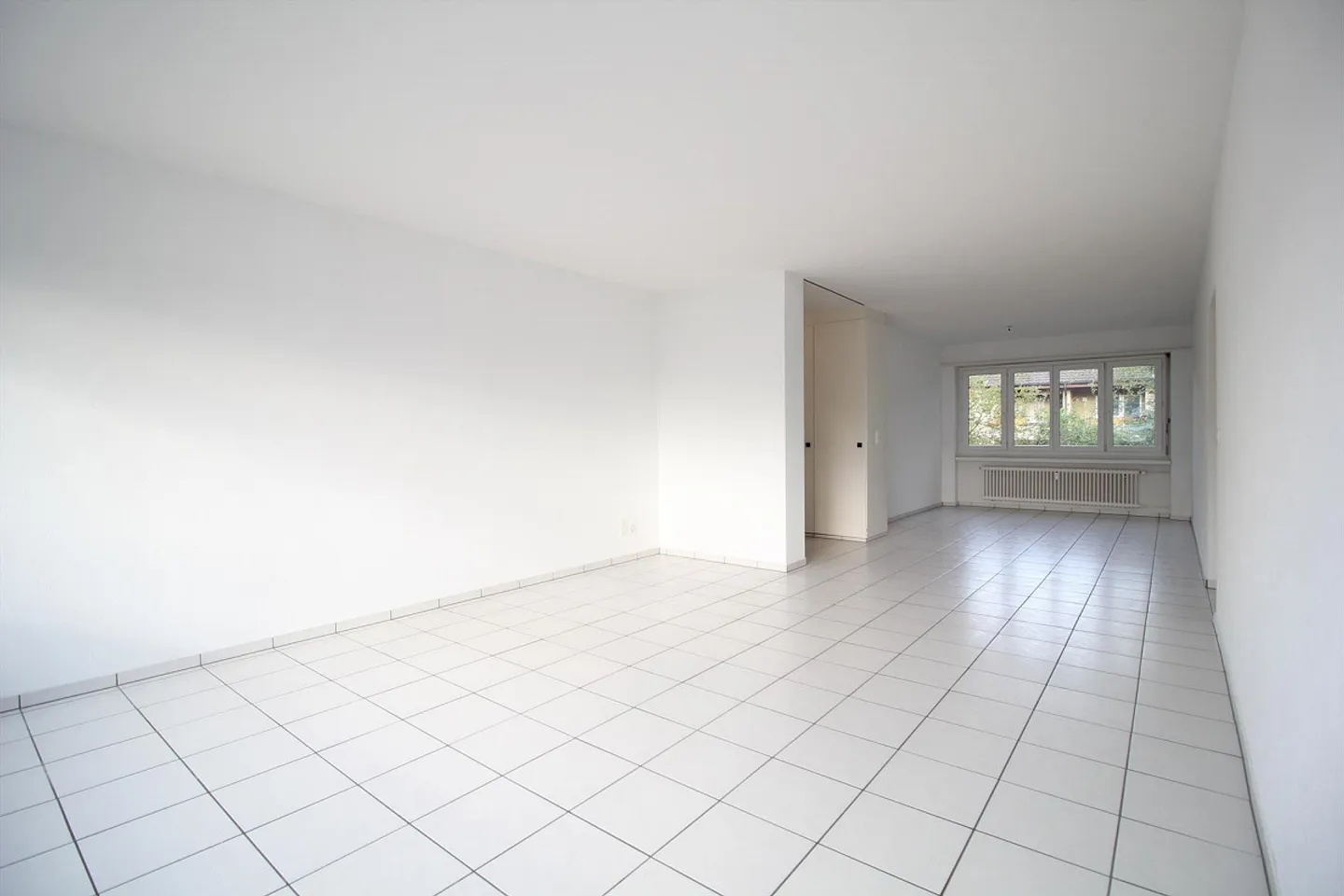 Appartamento luminoso con 3 camere in una posizione tranquilla - Foto 10 di 12