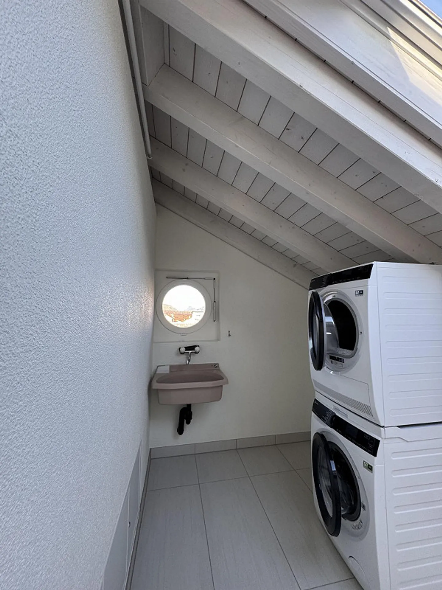 4½-Room Attic Apartment in the Center of Kerns - Photo 13 of 15