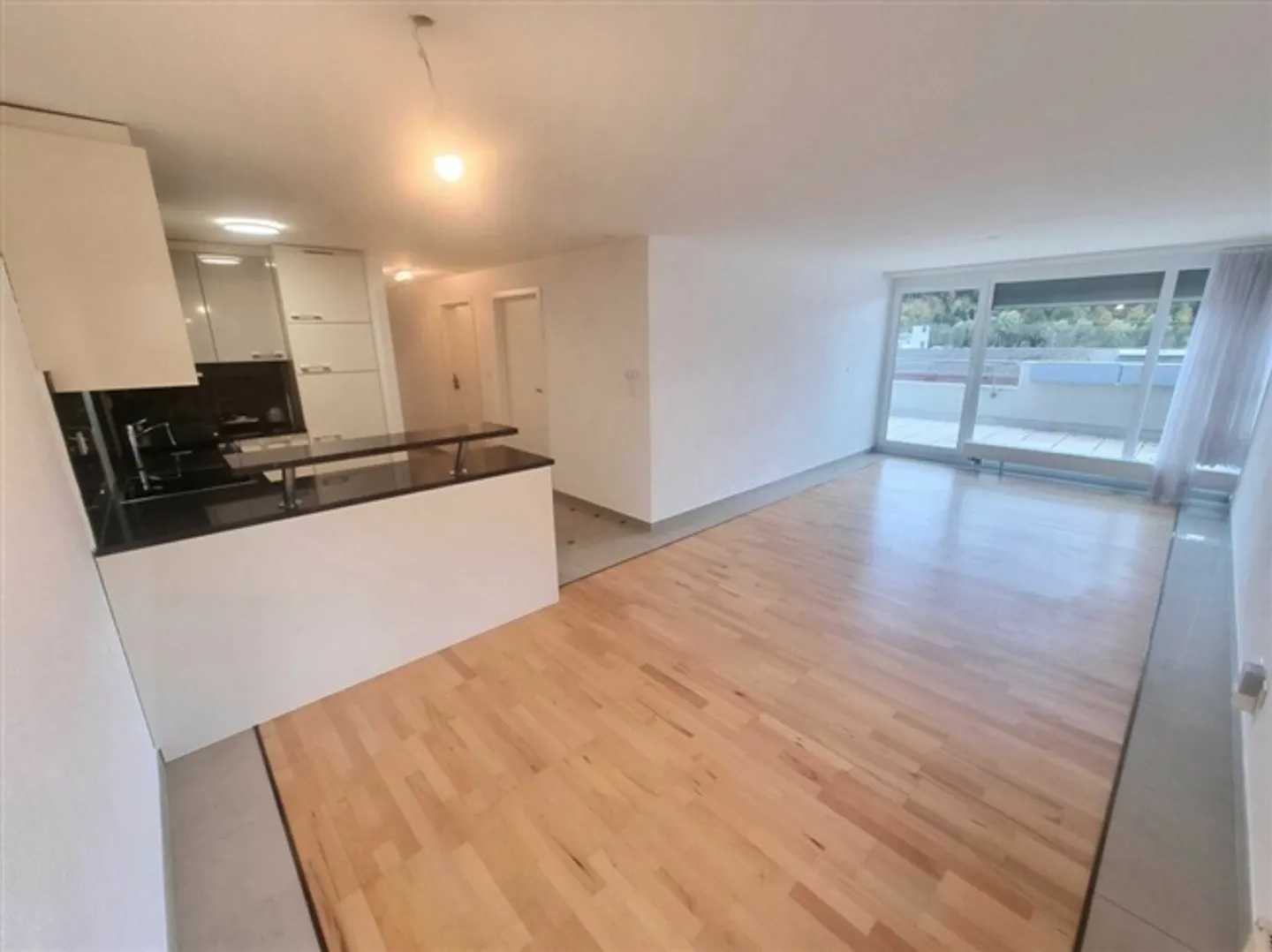 4 1/2 Zimmer Terrassen-Wohnung - Foto 3 von 16