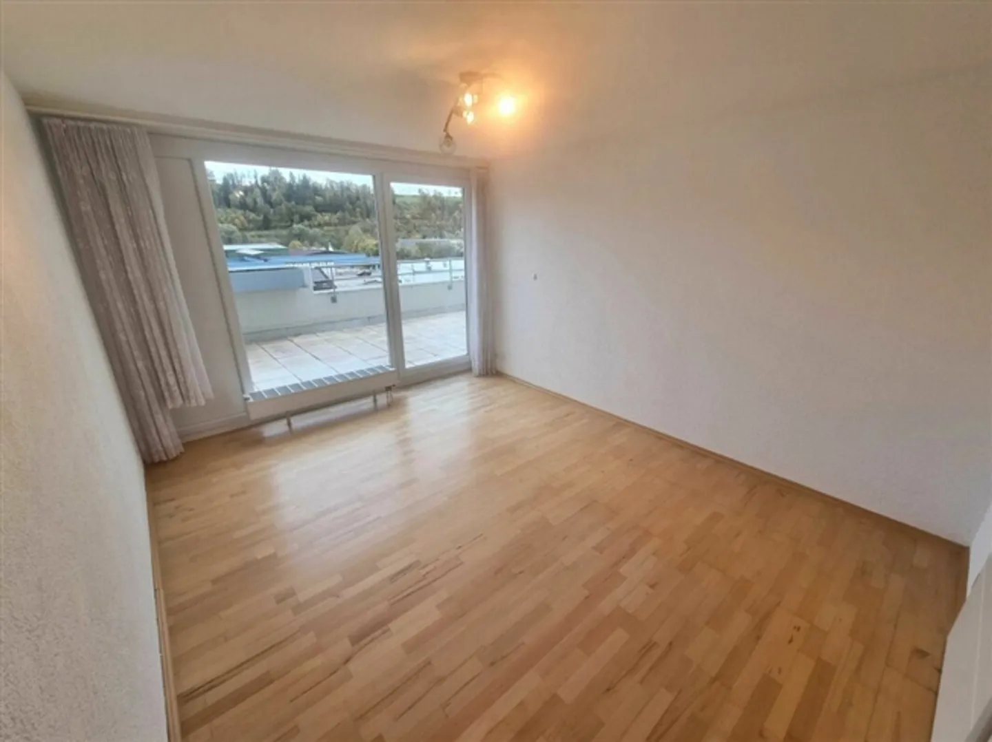 4 1/2 Zimmer Terrassen-Wohnung - Foto 9 von 16