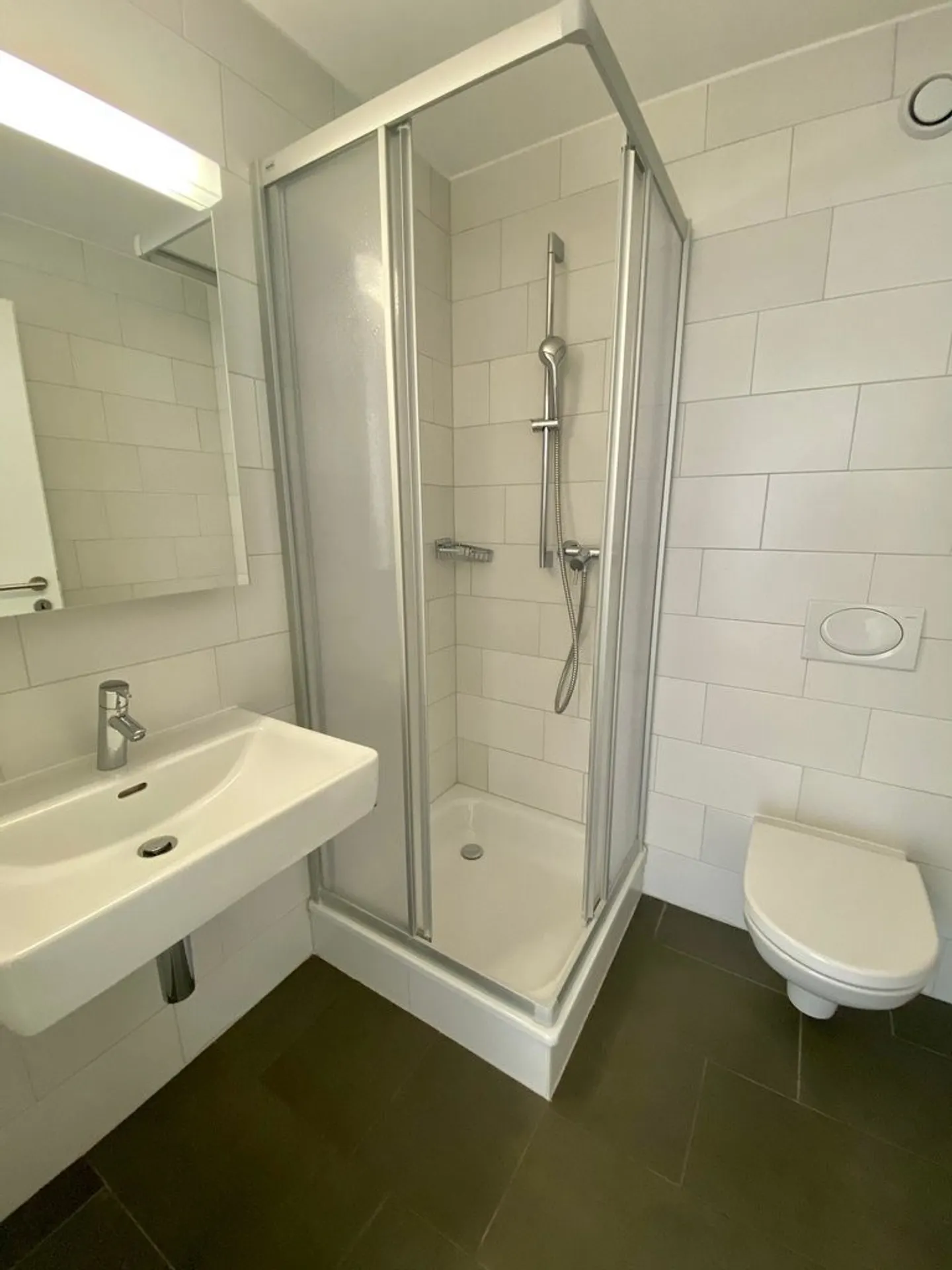 Zu ergreifen! Wunderschöne Wohnung in der Nähe des Stadtzentrums von Sierre! - Foto 7 von 8
