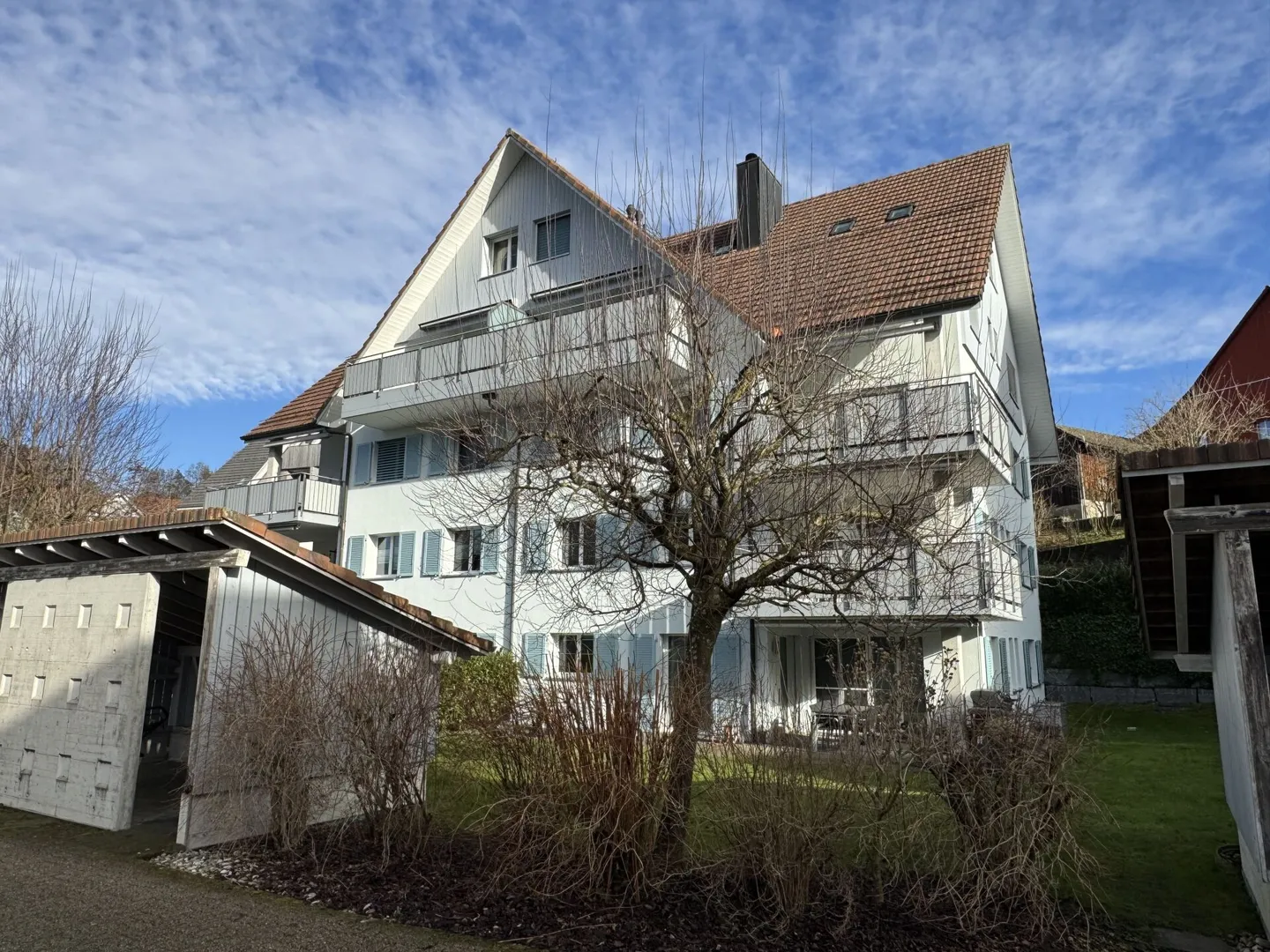 Ampio appartamento maisonette di 5,5 stanze con bella vista - Foto 2 di 19