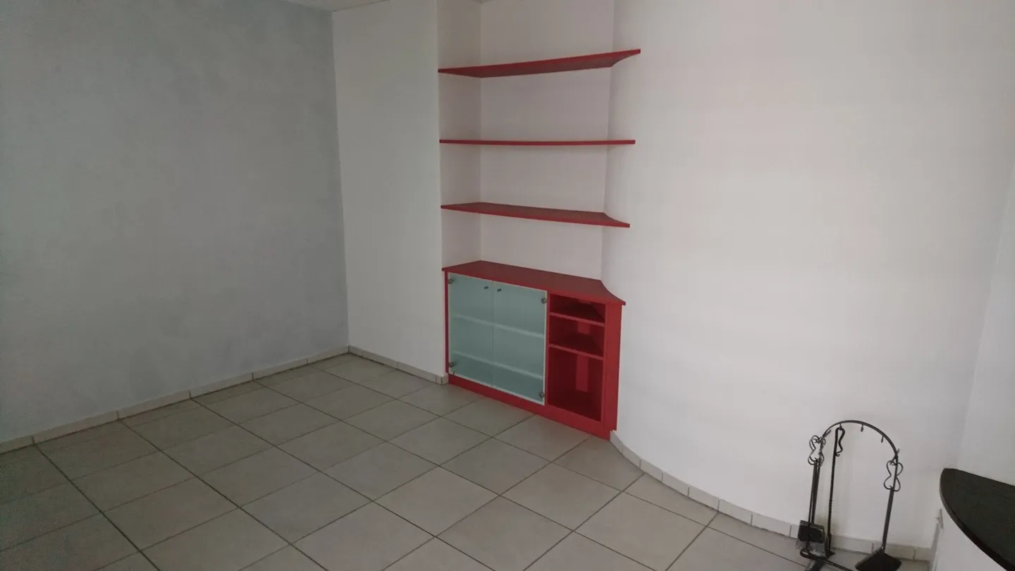 Ampio appartamento maisonette di 5,5 stanze con bella vista - Foto 7 di 19