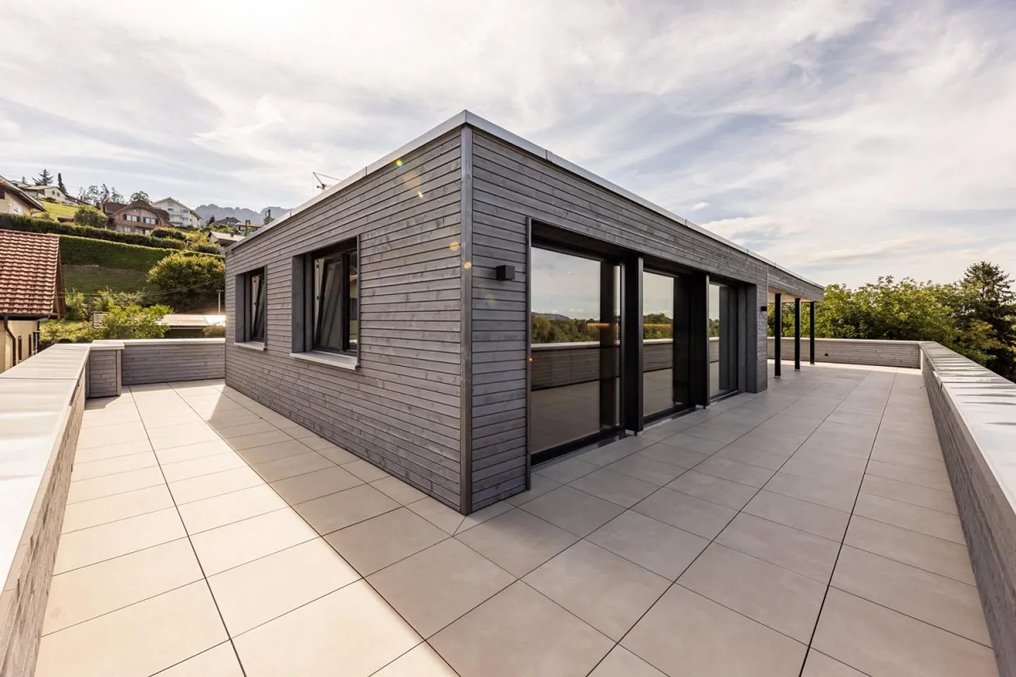 Moderne Attika-Wohnung in Gwatt - Foto 1 von 13