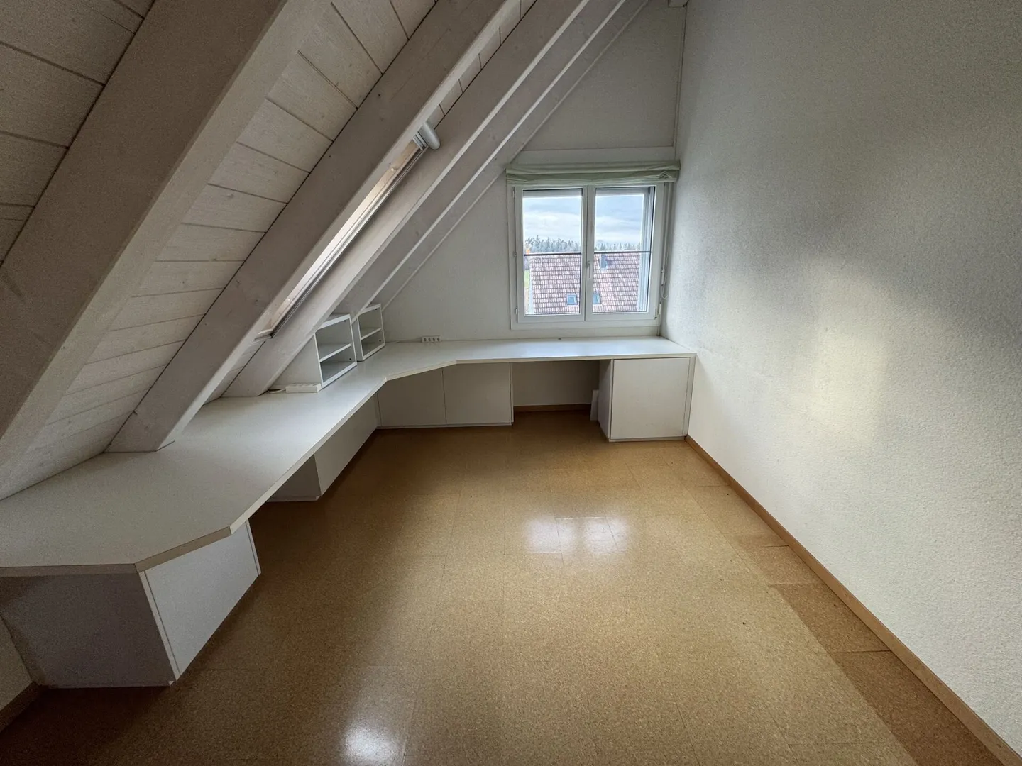 Ampio appartamento maisonette di 5,5 stanze con bella vista - Foto 13 di 19