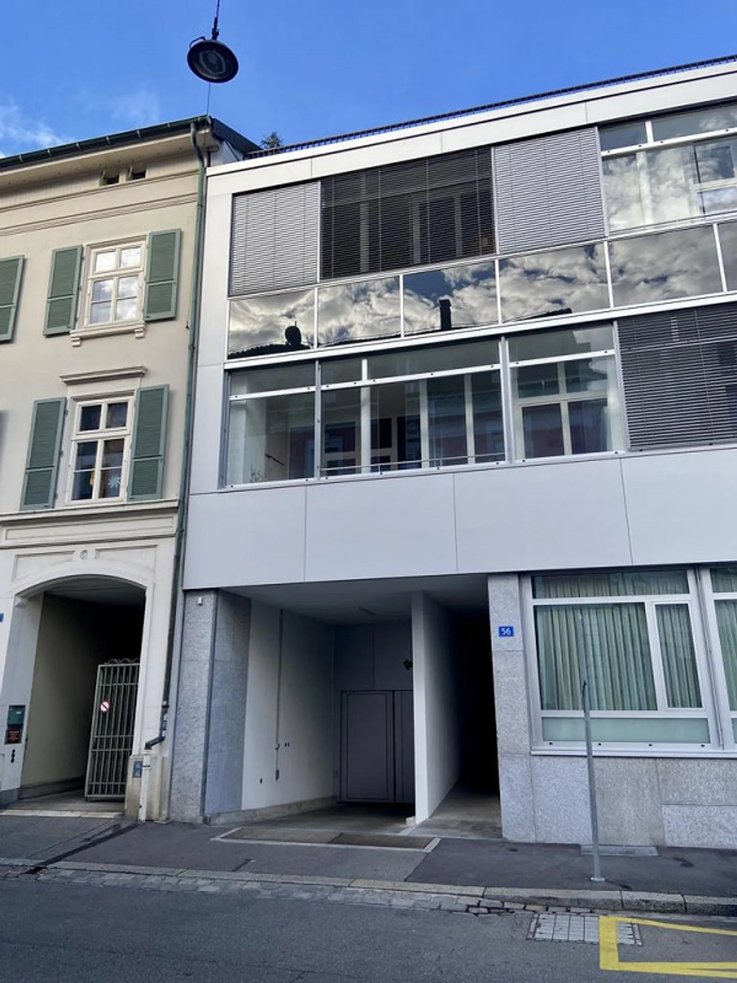 SPACIOUS APARTMENT IN THE CENTER OF BASEL - Photo 1 of 10