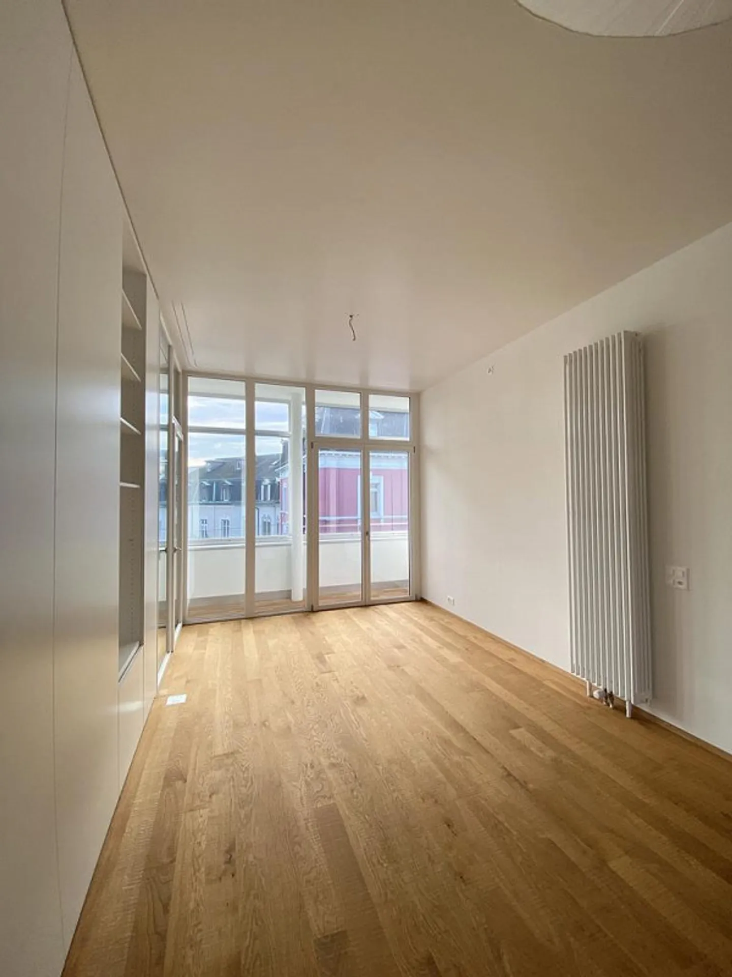 SPACIOUS APARTMENT IN THE CENTER OF BASEL - Photo 9 of 10
