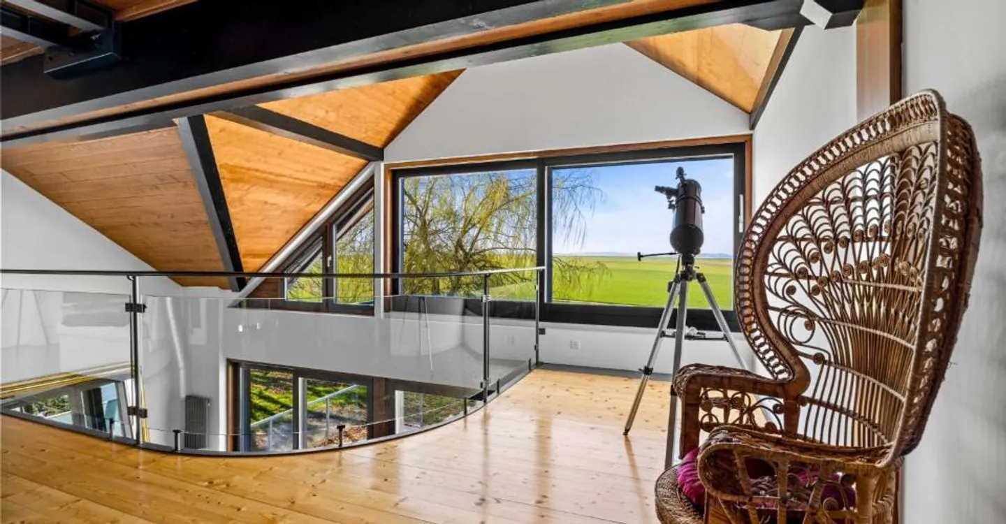 Family home of 265m² living space - Photo 13 of 13