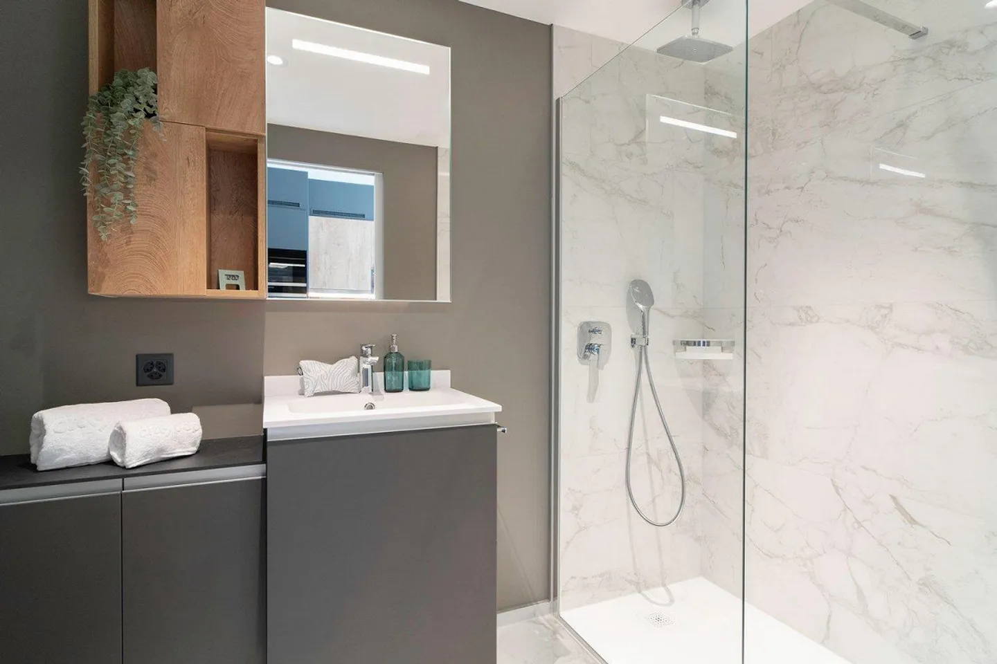 Flexible Apartment in Zurich - Photo 5 of 8