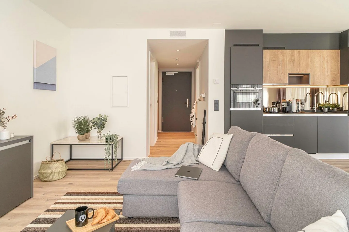 Flexible Apartment in Zurich - Photo 7 of 8