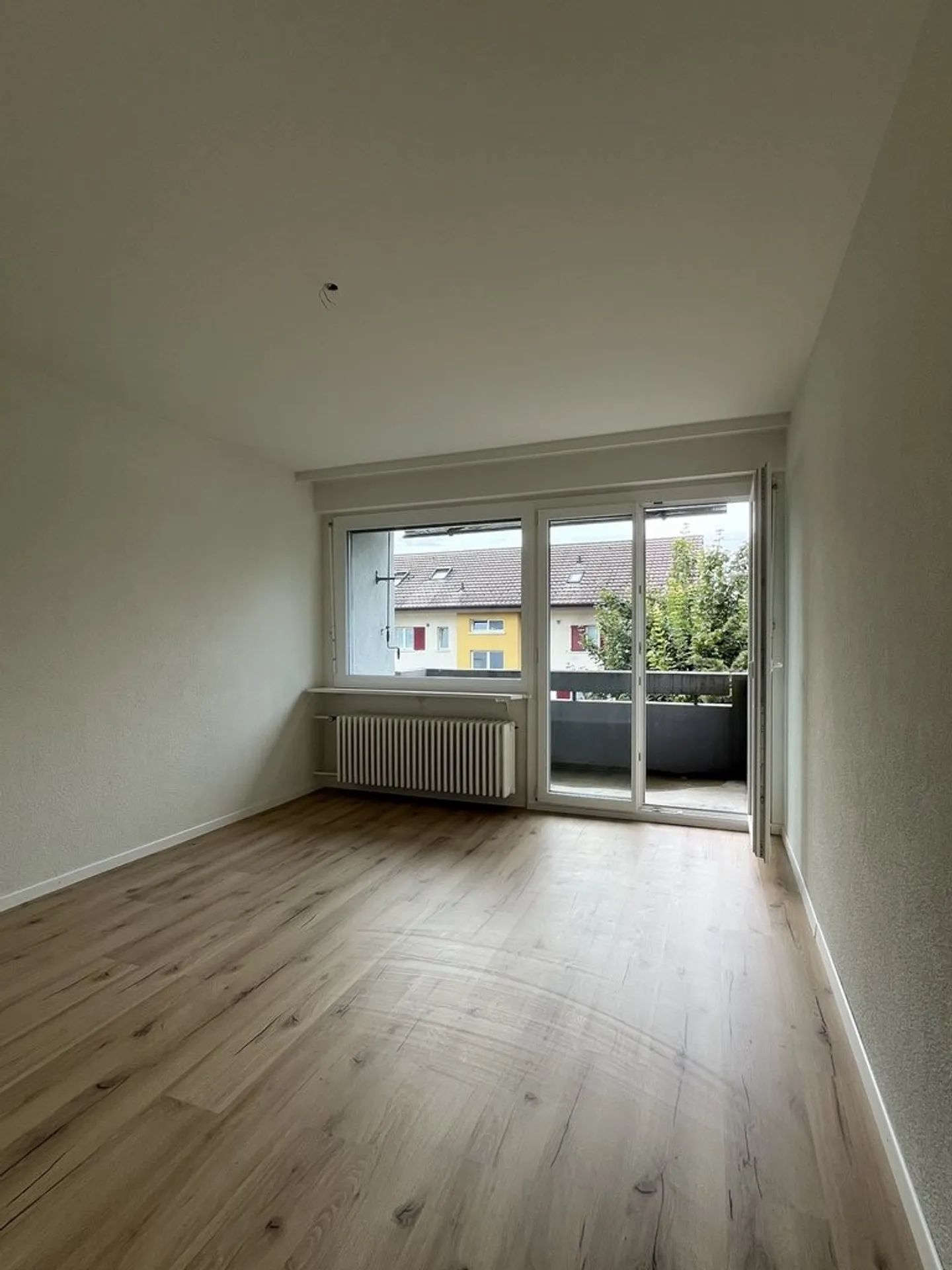 Appartement 3.5 pièces - Foto 4 von 6