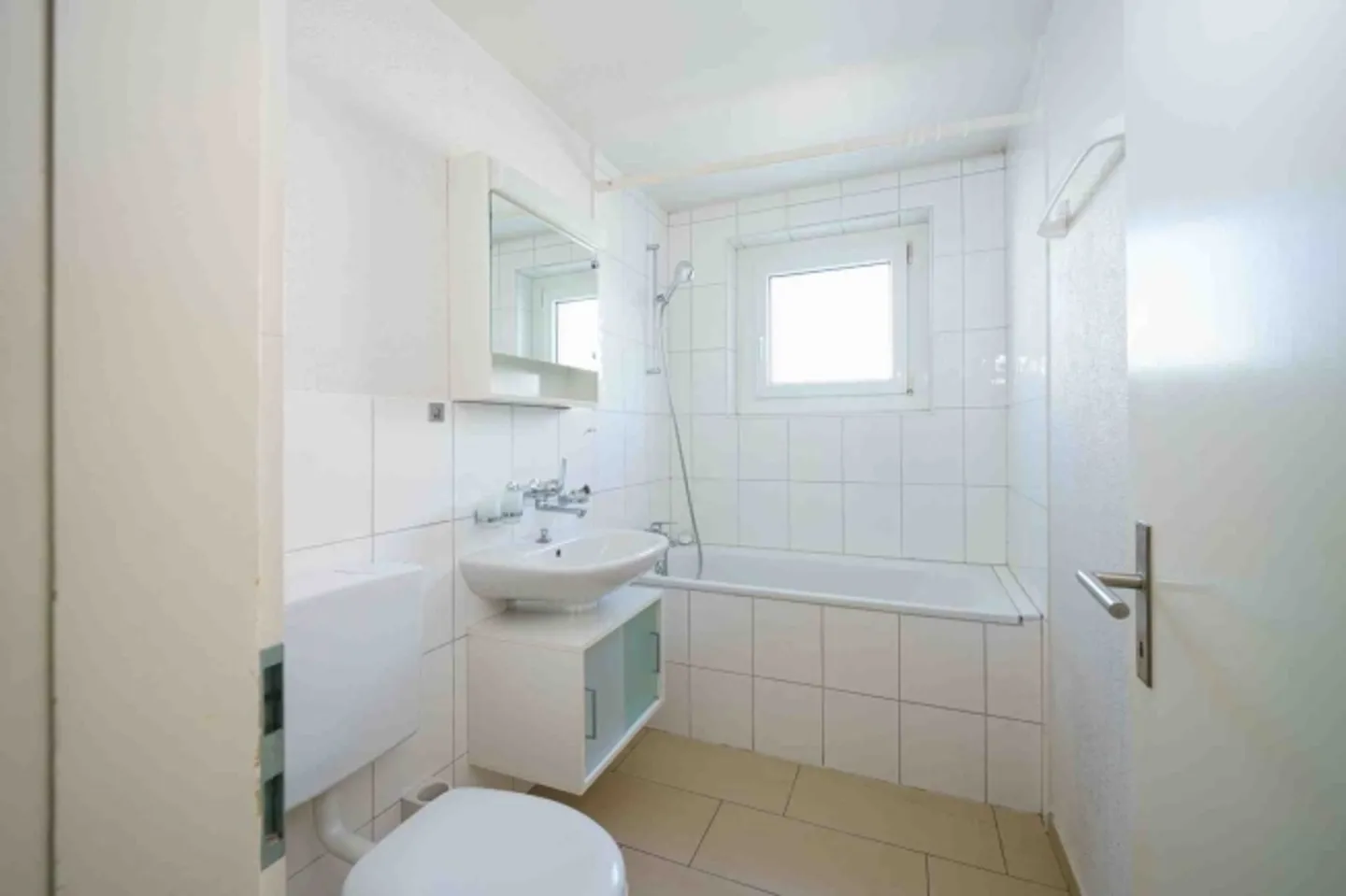 Bright 3-room apartment with balcony in Pratteln - Photo 7 of 9