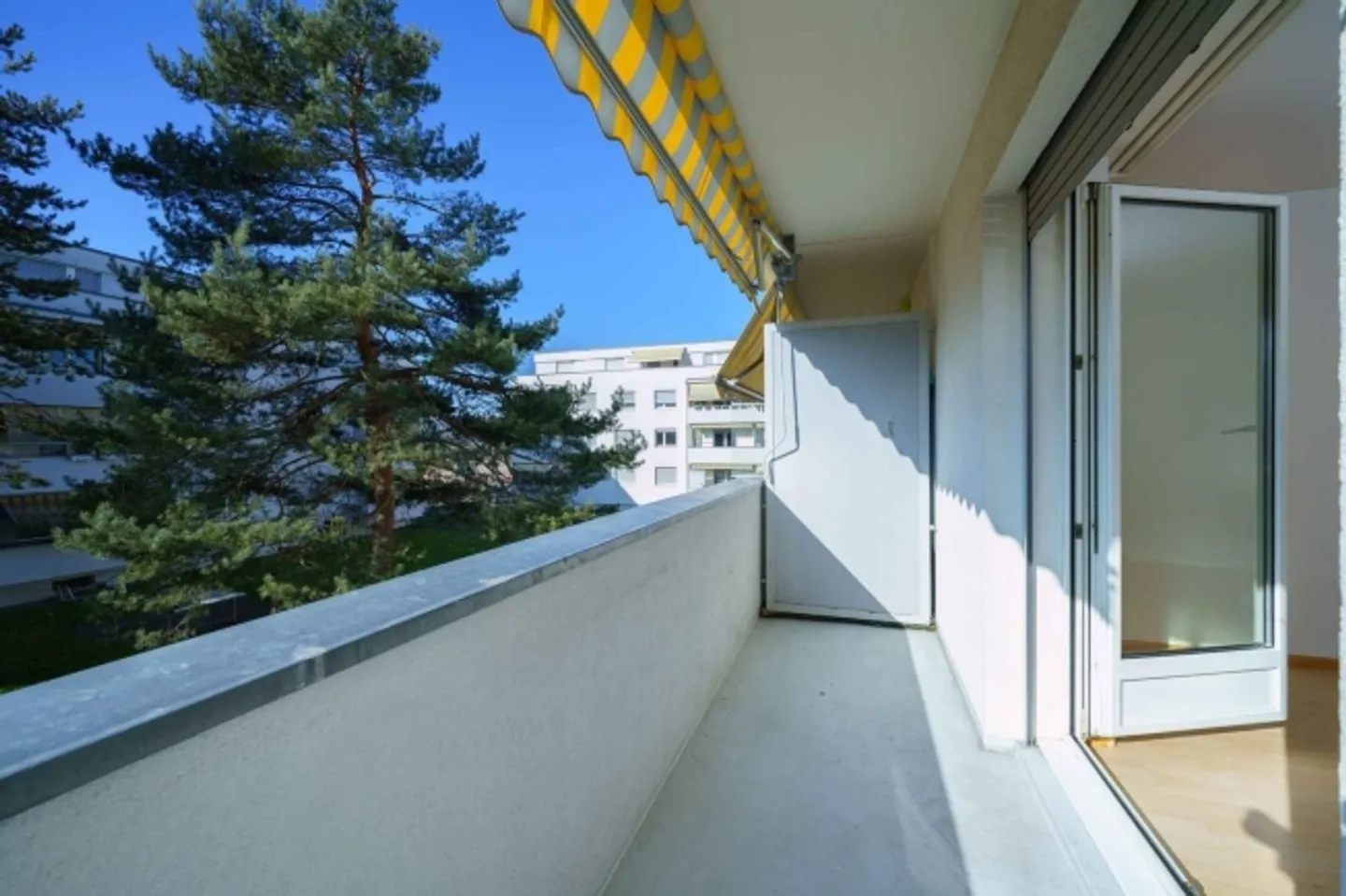 Bright 3-room apartment with balcony in Pratteln - Photo 8 of 9