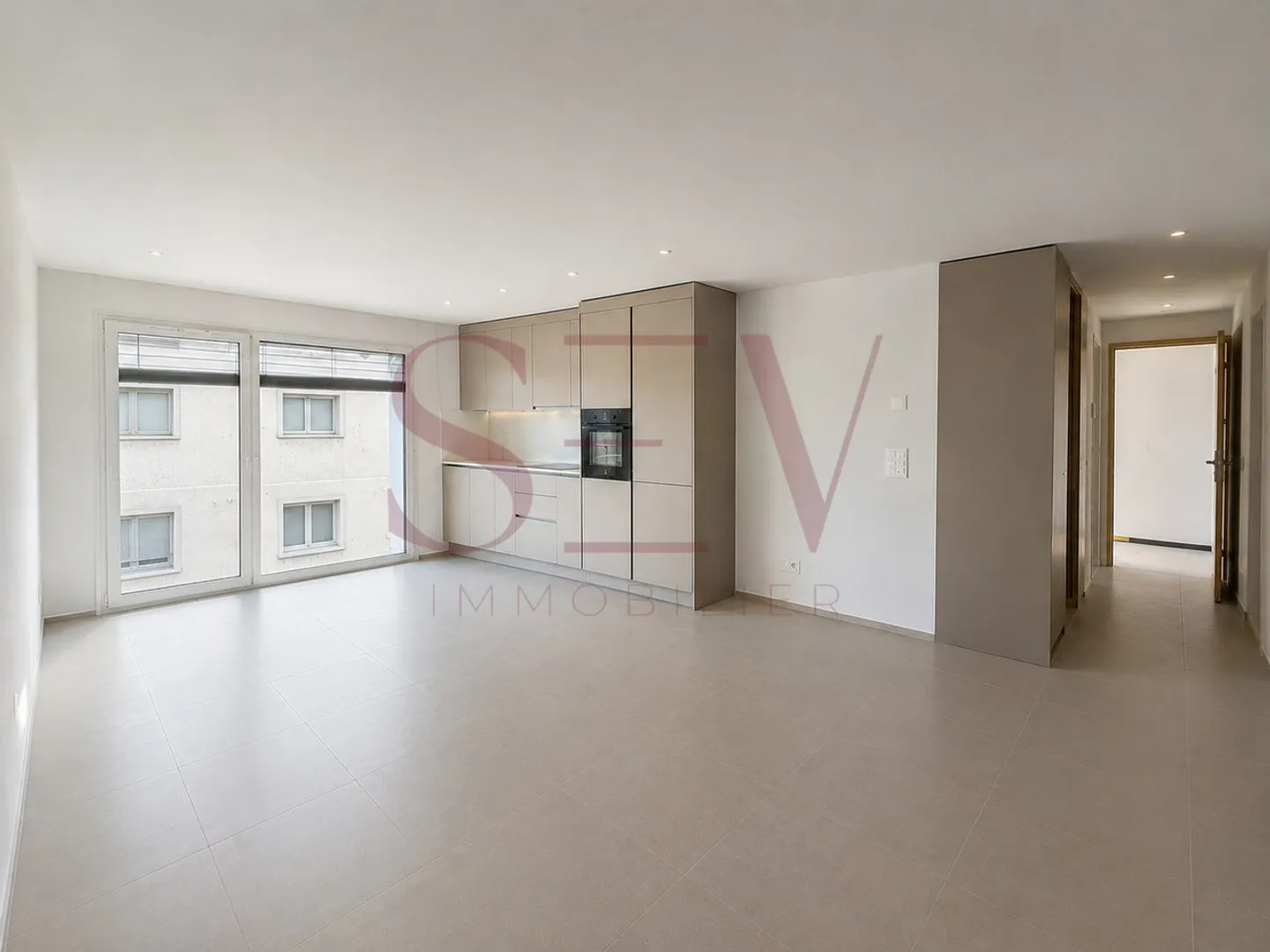 Superb 3.5-room apartment with large balcony - Photo 2 of 4