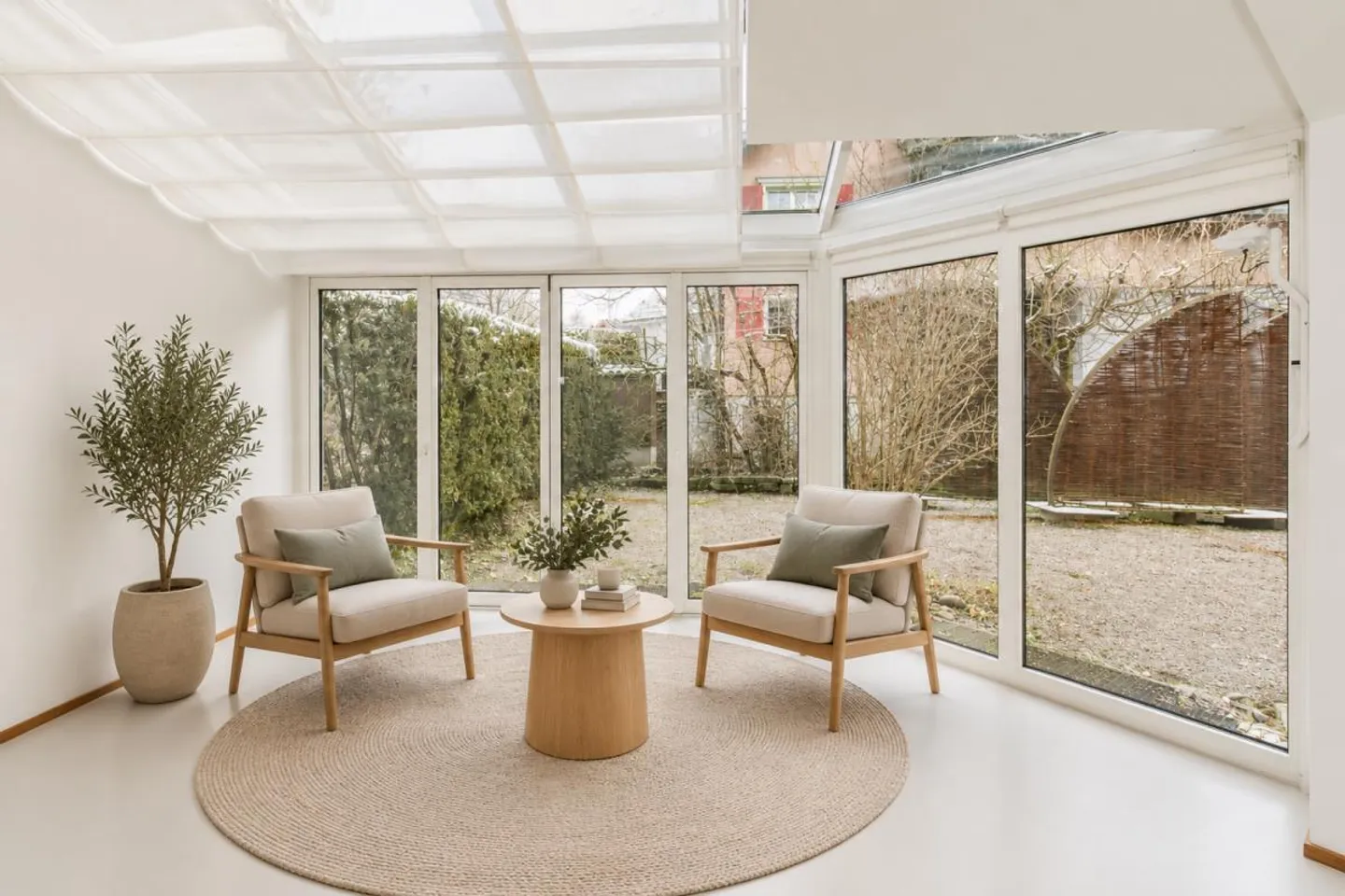 Grande maison jumelée de 6,5 pièces dans un quartier résidentiel privilégié - ... - Photo 2 sur 14
