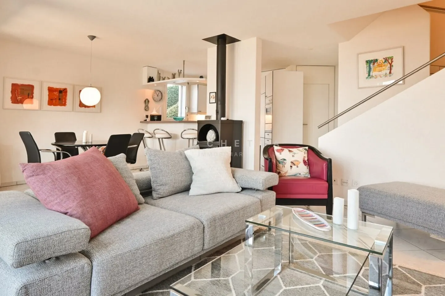 Mediterranean jewel with garden and view of Lake Maggiore - Photo 4 of 15