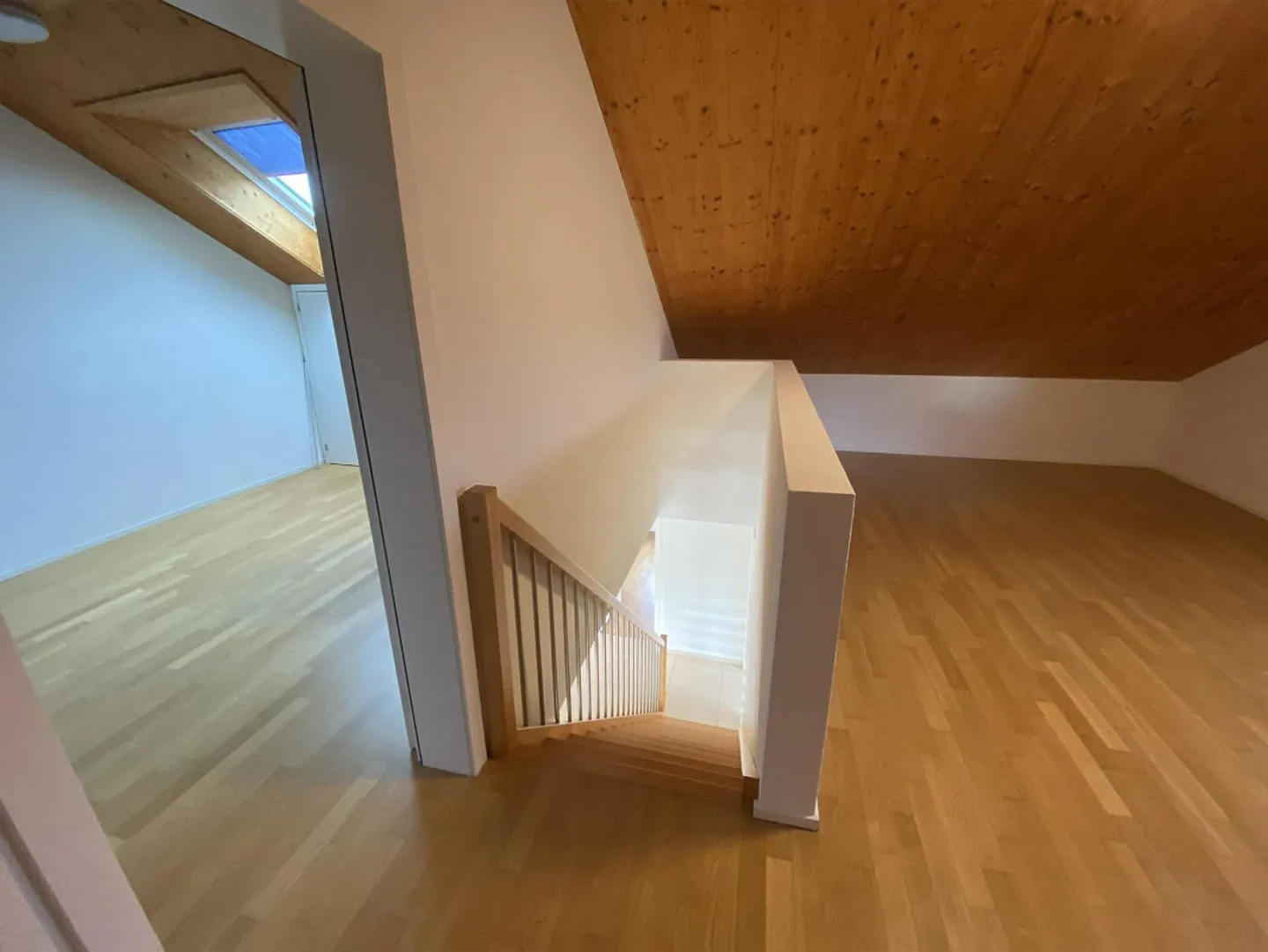 Luminoso appartamento maisonette di 5,5 stanze a Ruswil - Foto 7 di 12