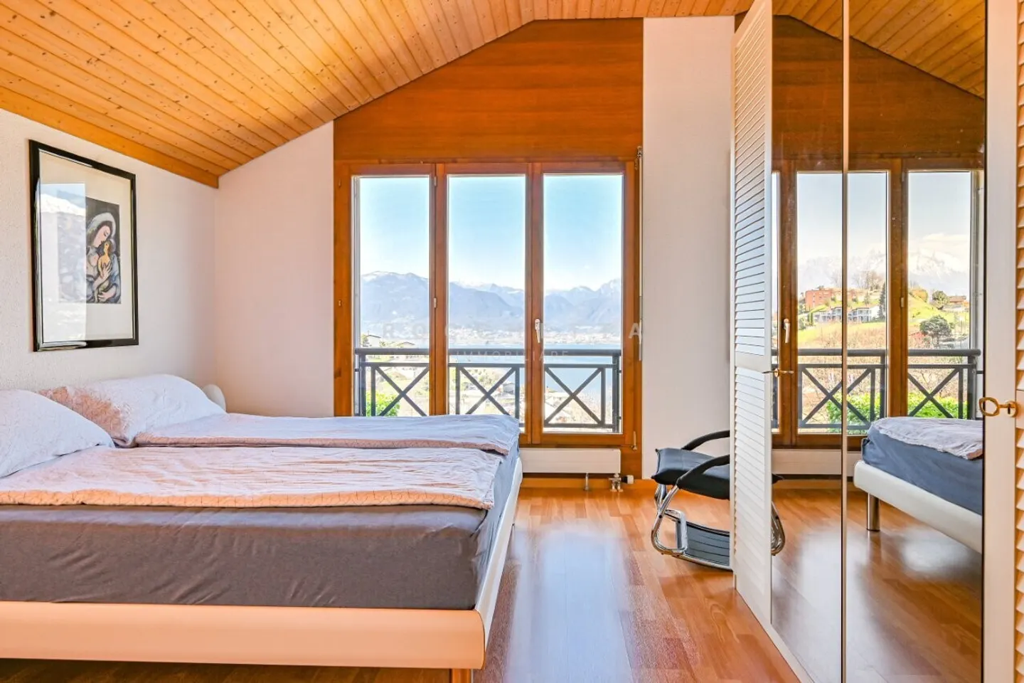 Mediterranean jewel with garden and view of Lake Maggiore - Photo 9 of 15