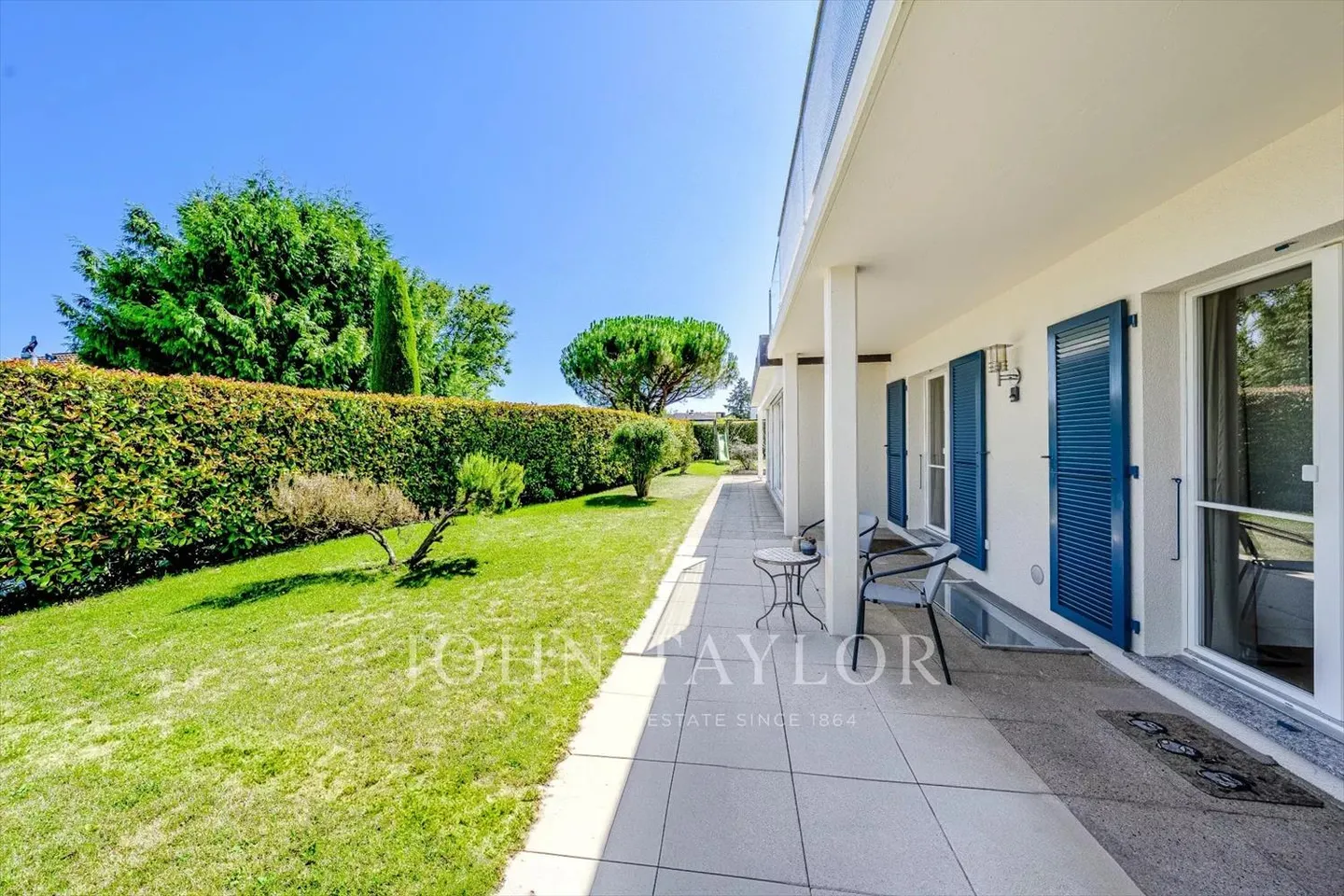 Casa familiare nel cuore di Terre Sainte - Foto 1 di 8