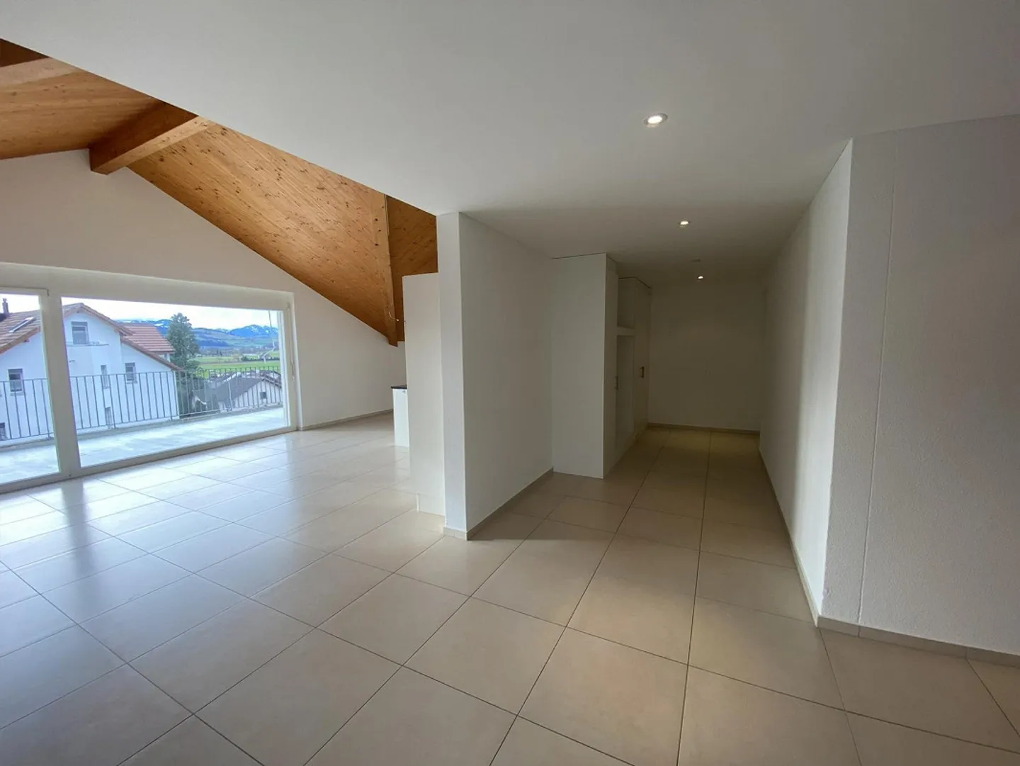 Luminoso appartamento maisonette di 5,5 stanze a Ruswil - Foto 4 di 12