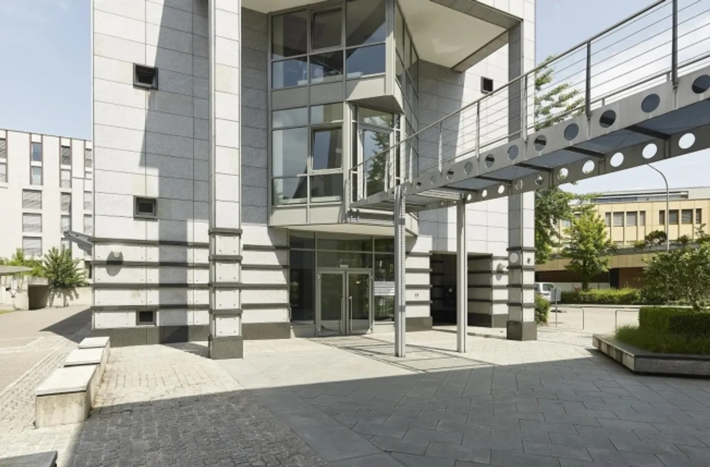 Office space for rent - Photo 3 of 9