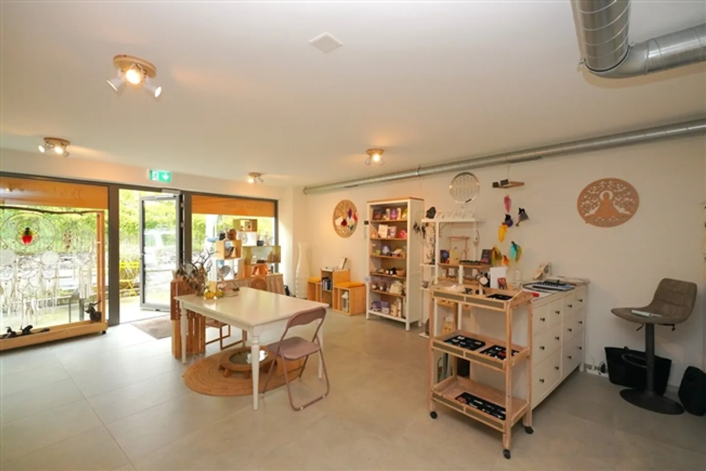 Espaces commerciaux à vendre à Sierre - Photo 1 sur 7