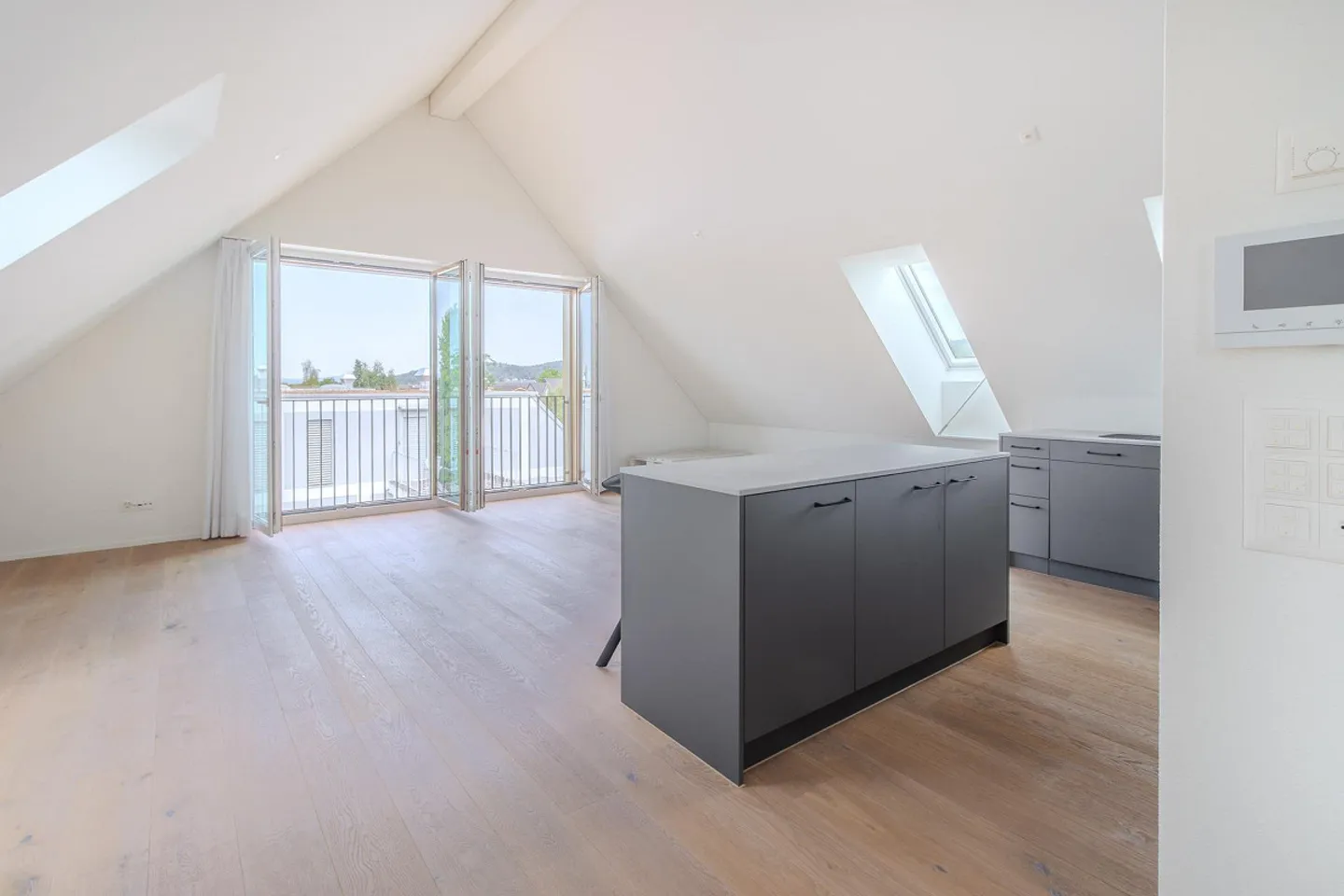 Stilvolles Penthouse in Kloten - Foto 1 von 14