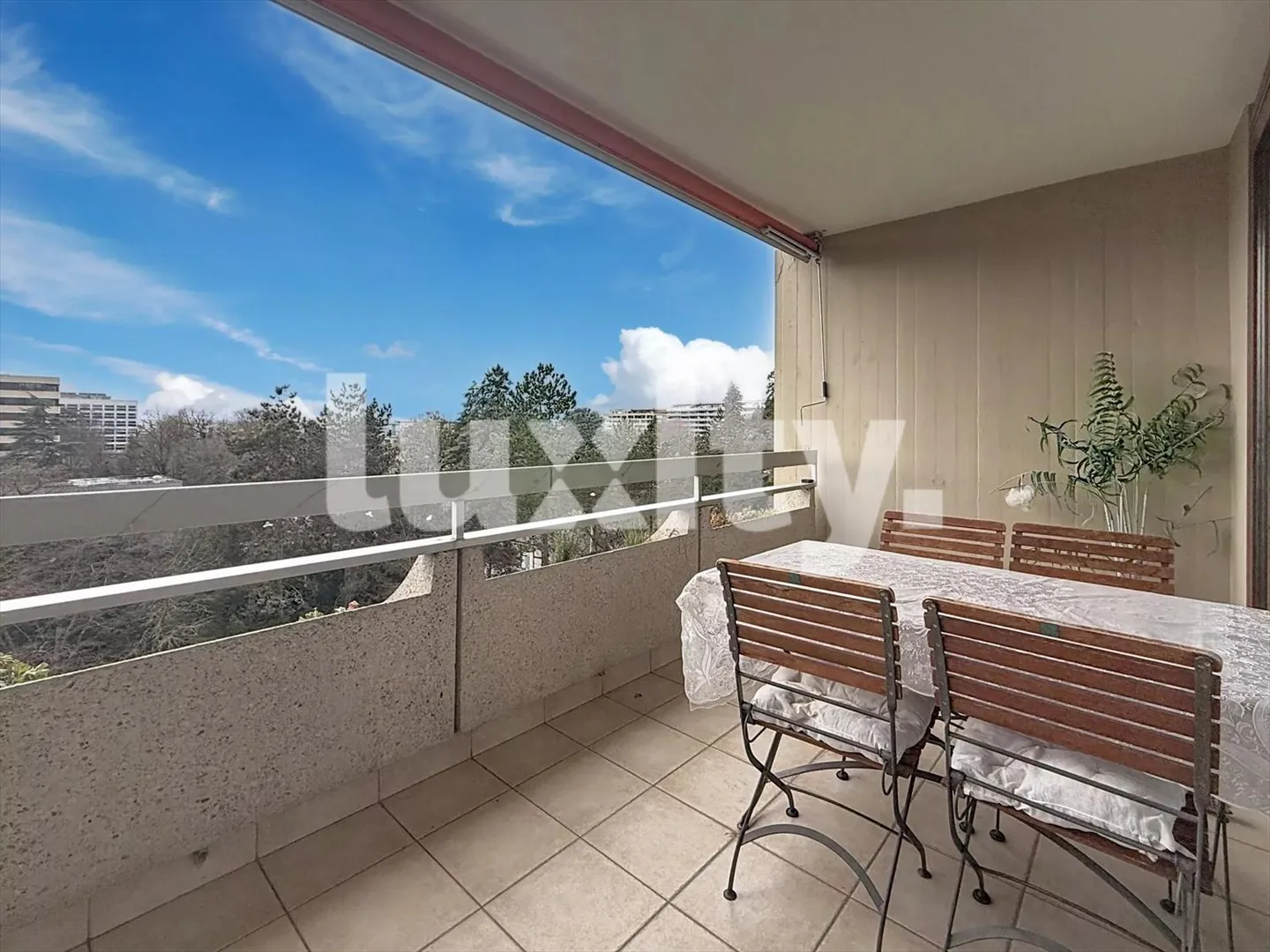 Voll möblierte Wohnung - Petit-Saconnex - Foto 2 von 3