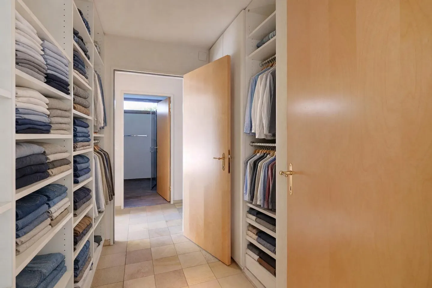 Appartement spacieux 5.5 pièces - Photo 7 sur 12