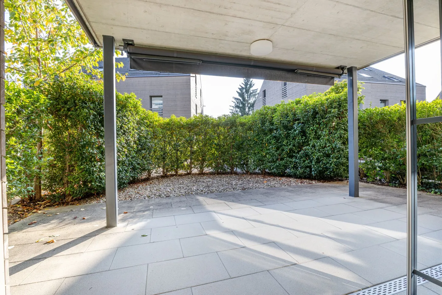 Appartement de jardin attrayant de 2,5 pièces avec charme - Photo 9 sur 17