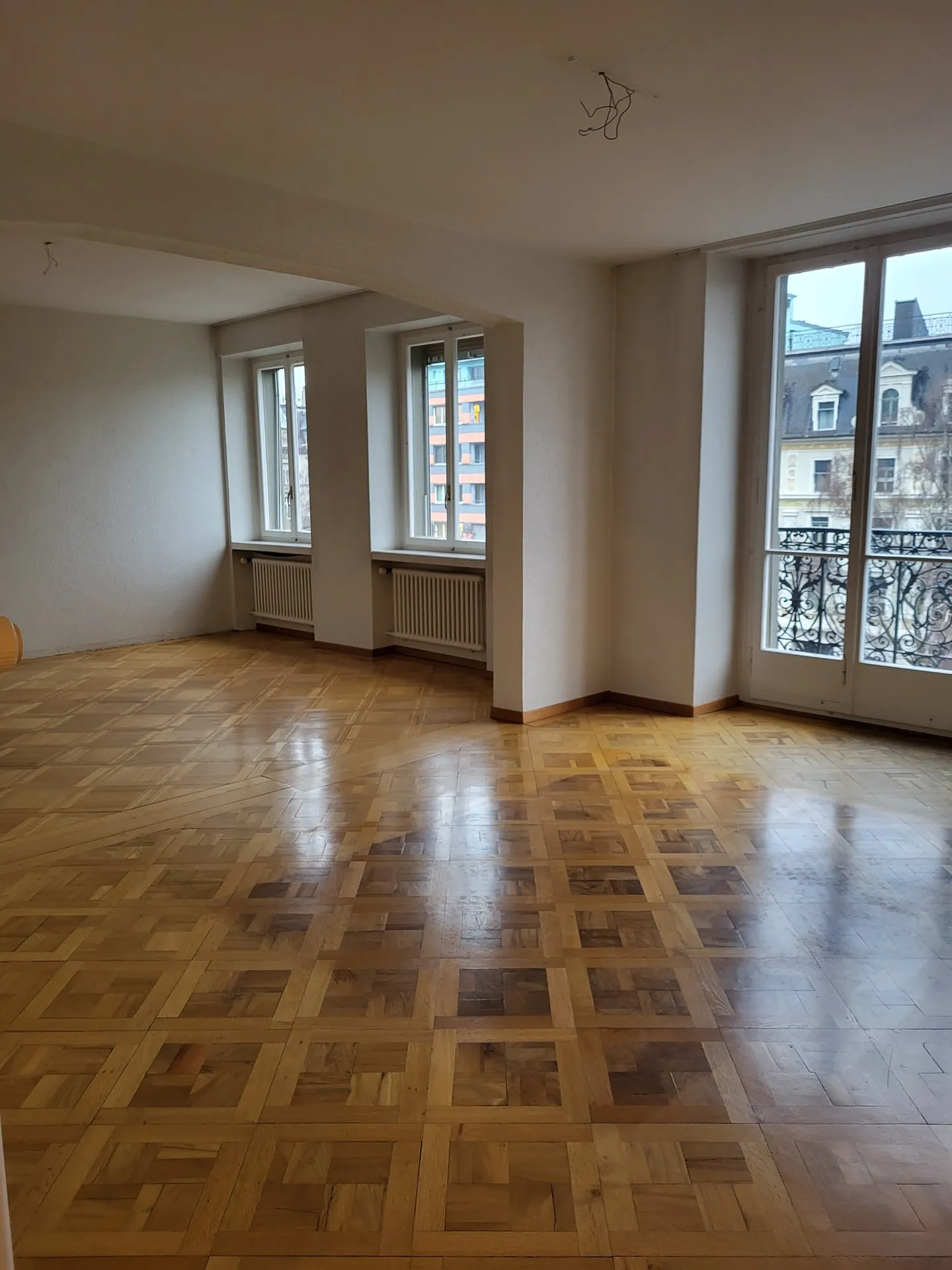 Stylish 4.5-Room Apartment with Balcony - Photo 8 of 11